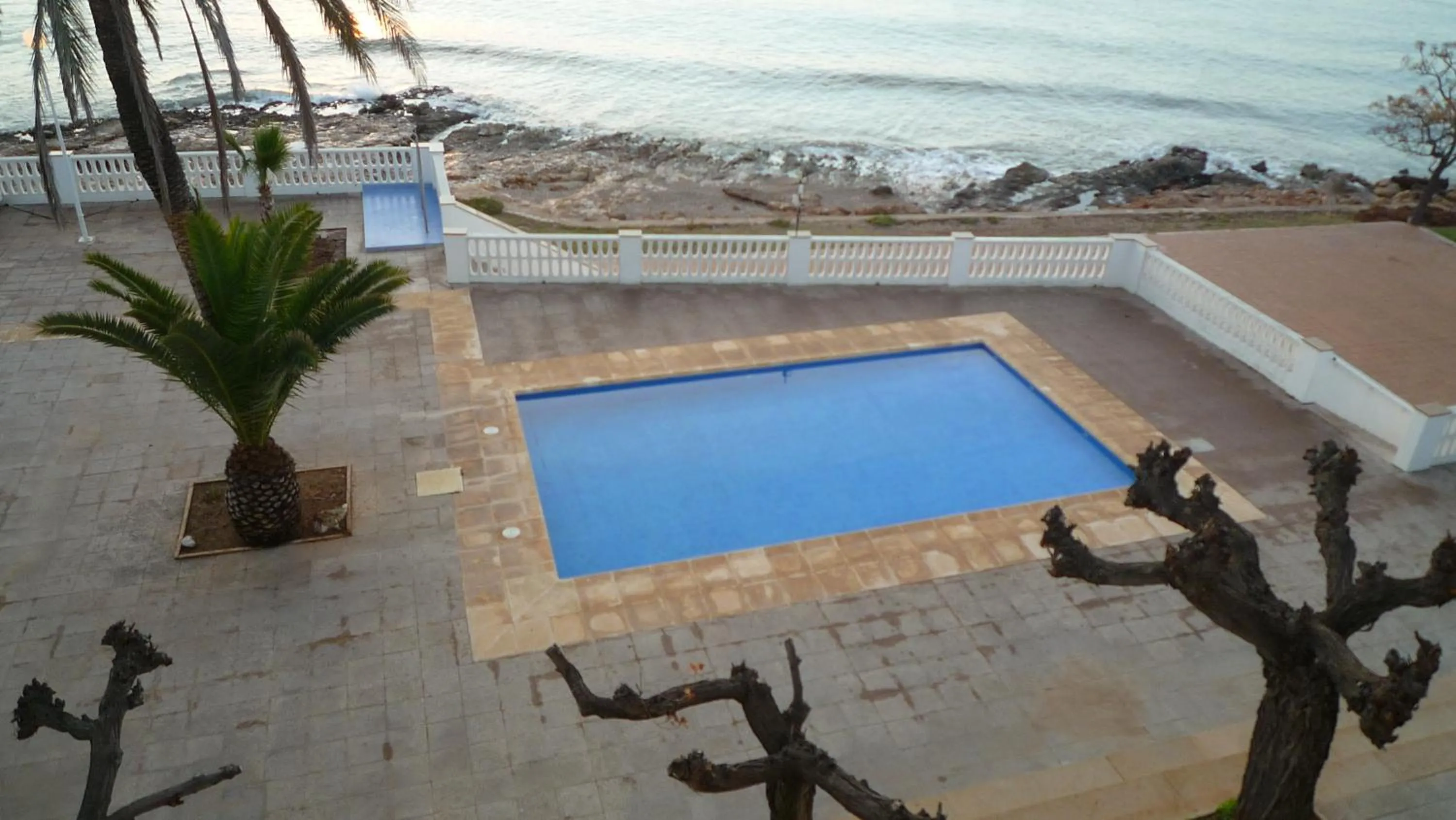 Swimming pool in Carlos III