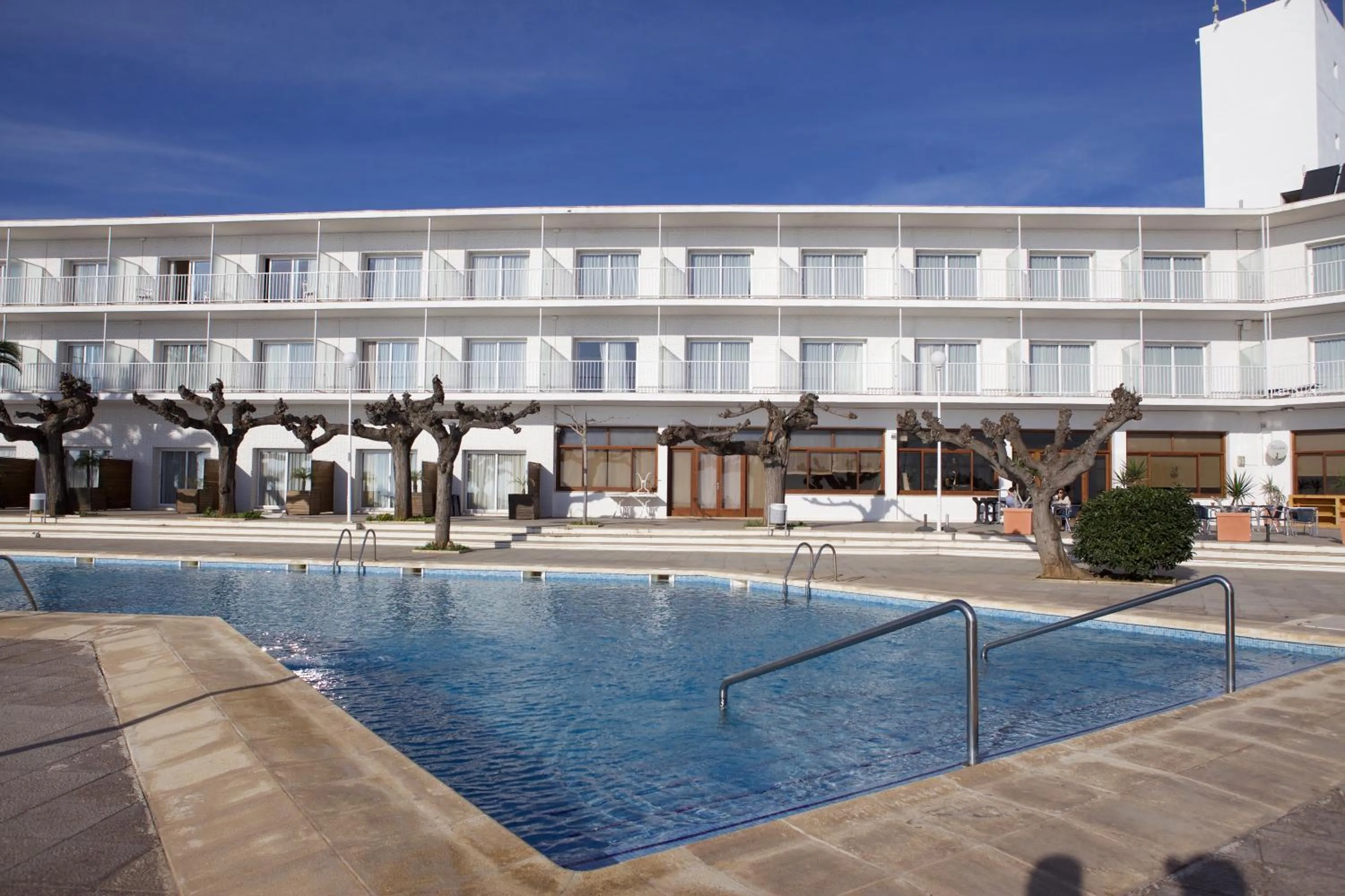 Swimming pool in Carlos III