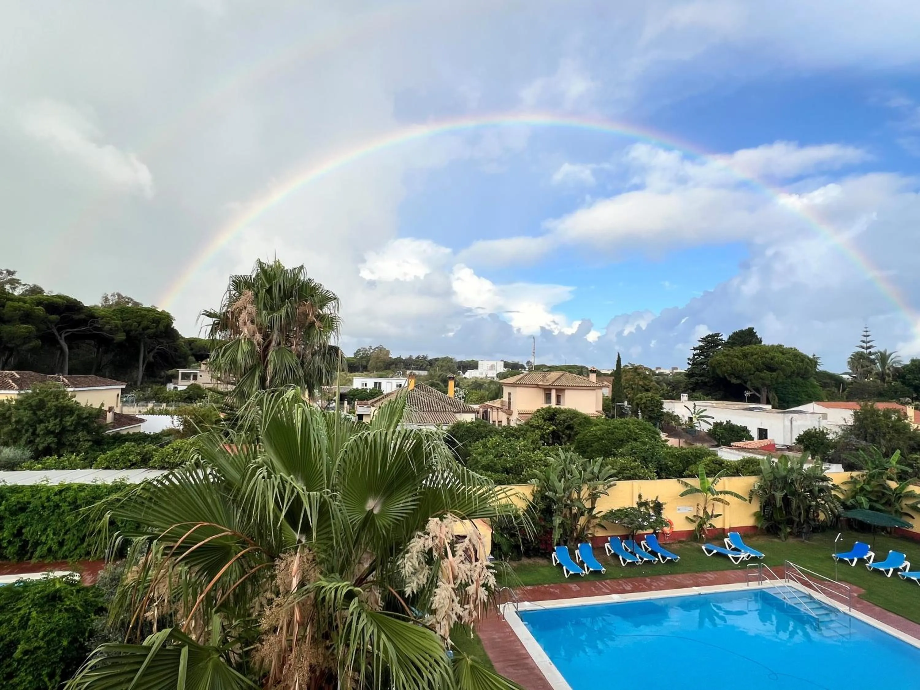 Swimming pool in Hotel Pinomar