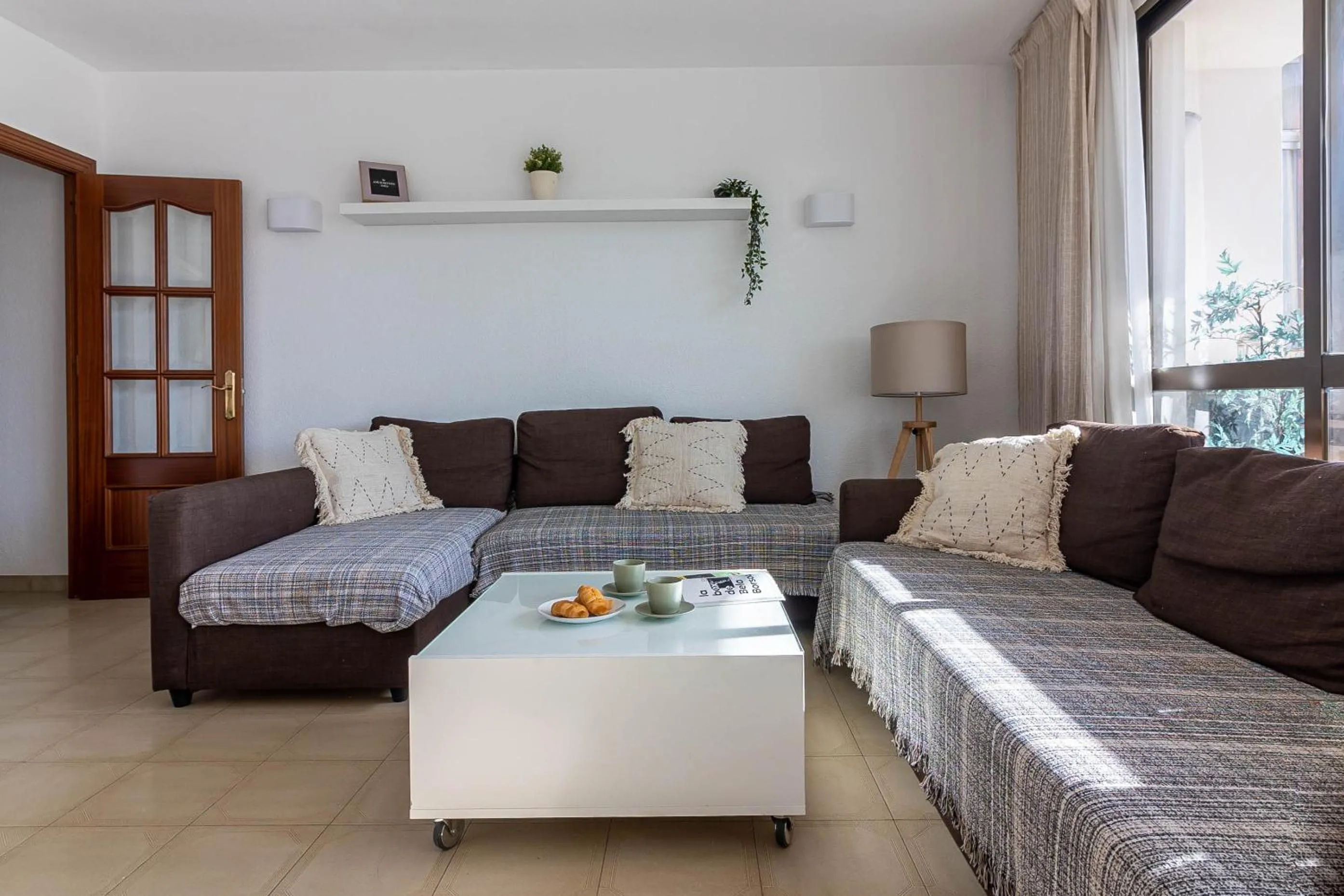 Living room in Reding 5 FreshApartments