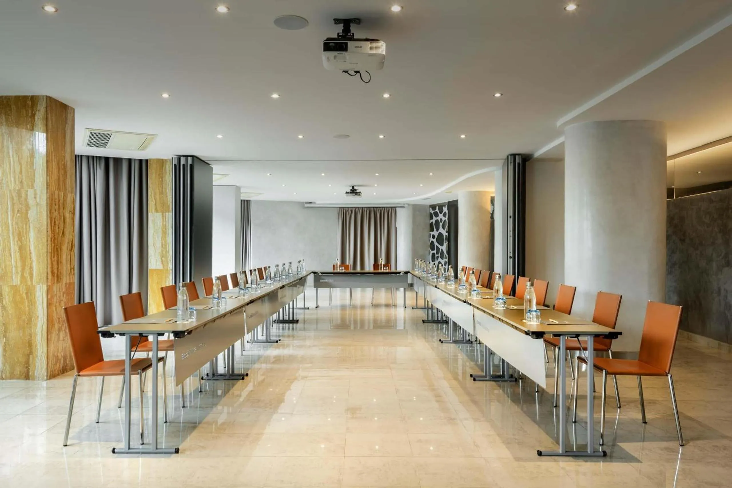 Meeting/conference room in Barceló Illetas Albatros - Adults Only