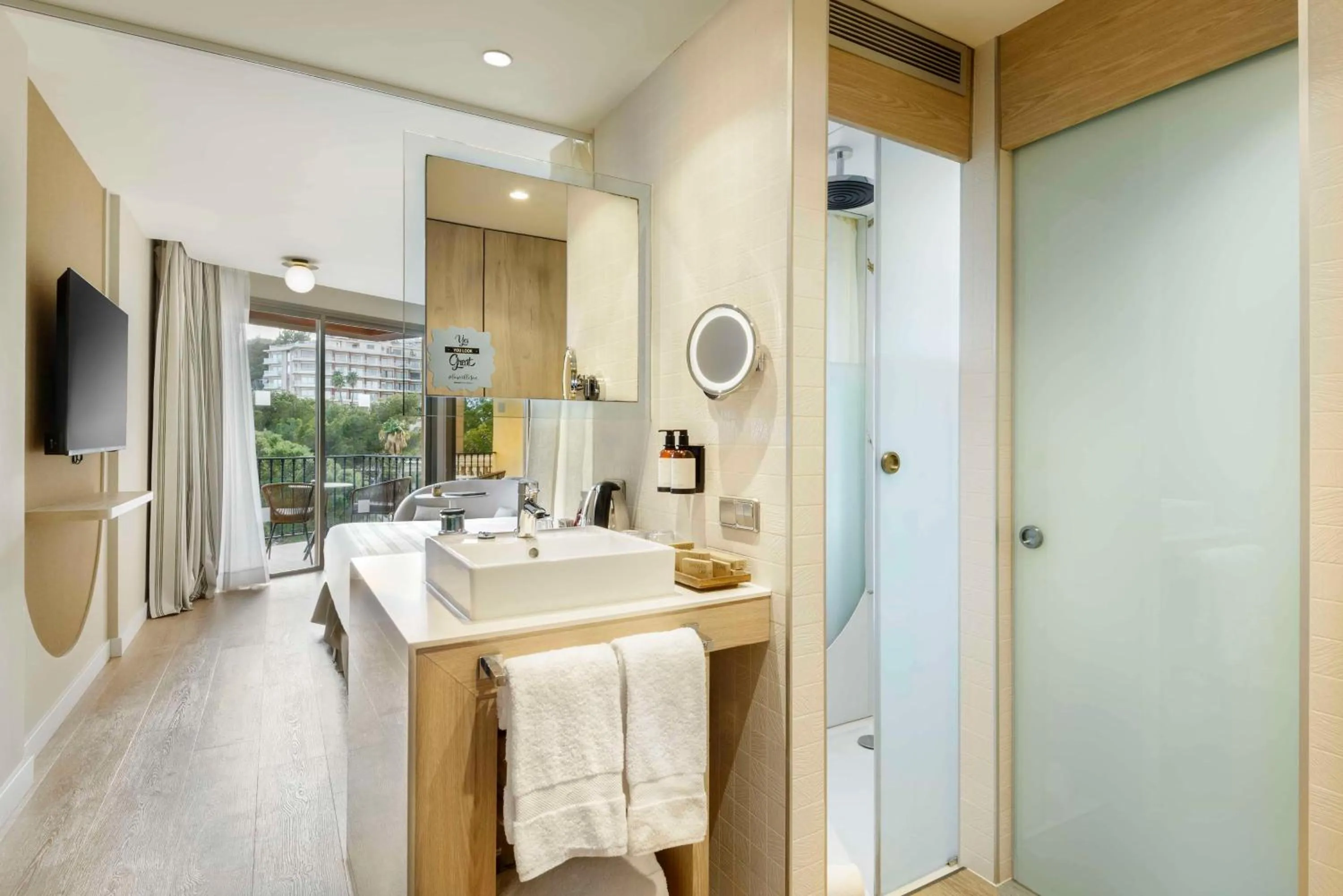 Bathroom in Barceló Illetas Albatros - Adults Only