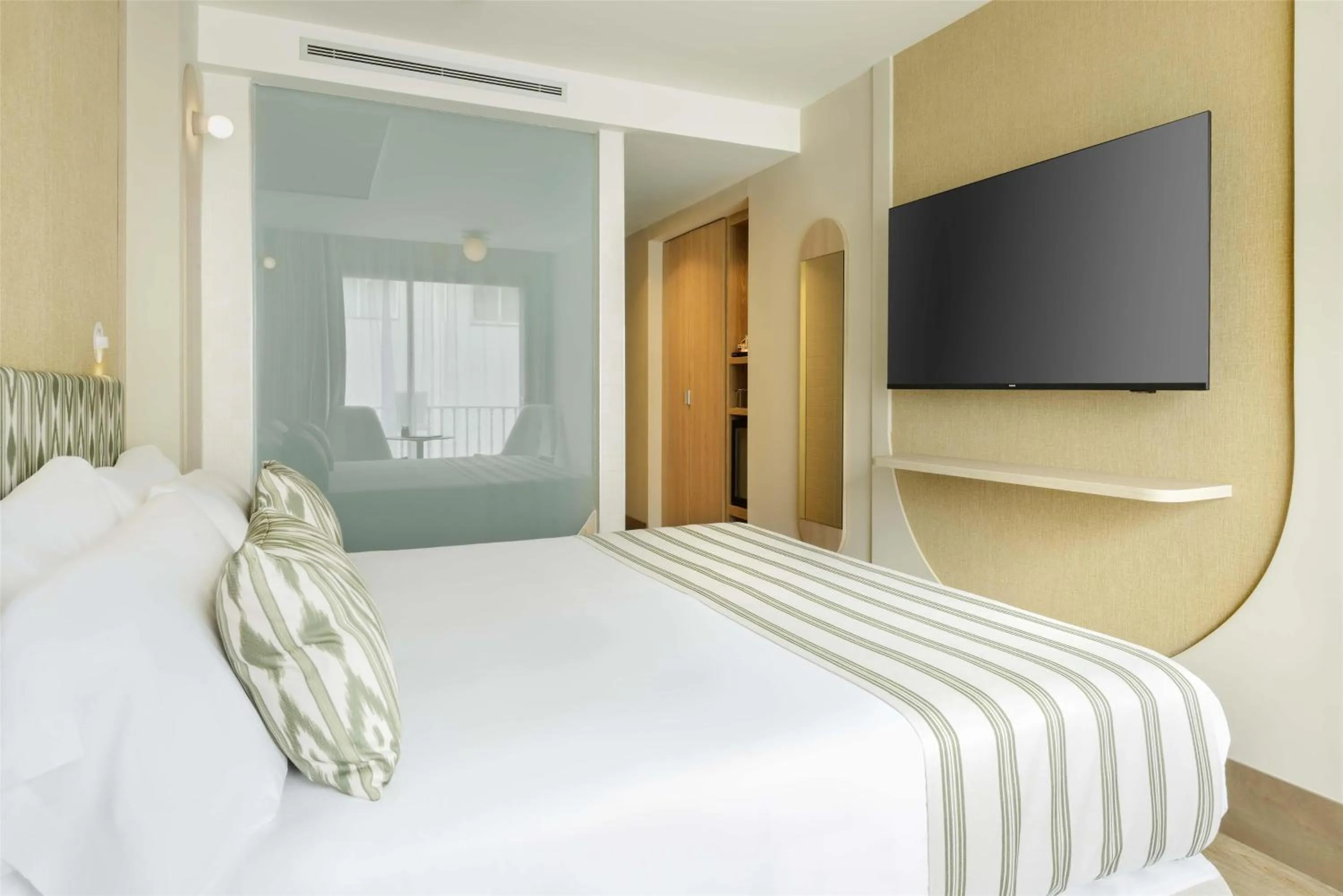 Bedroom, Bed in Barceló Illetas Albatros - Adults Only