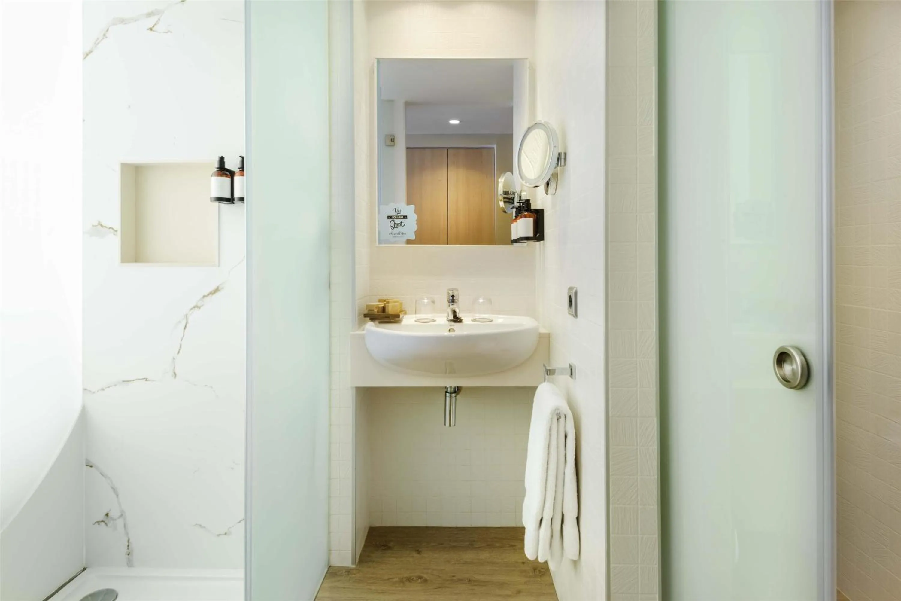 Bathroom in Barceló Illetas Albatros - Adults Only