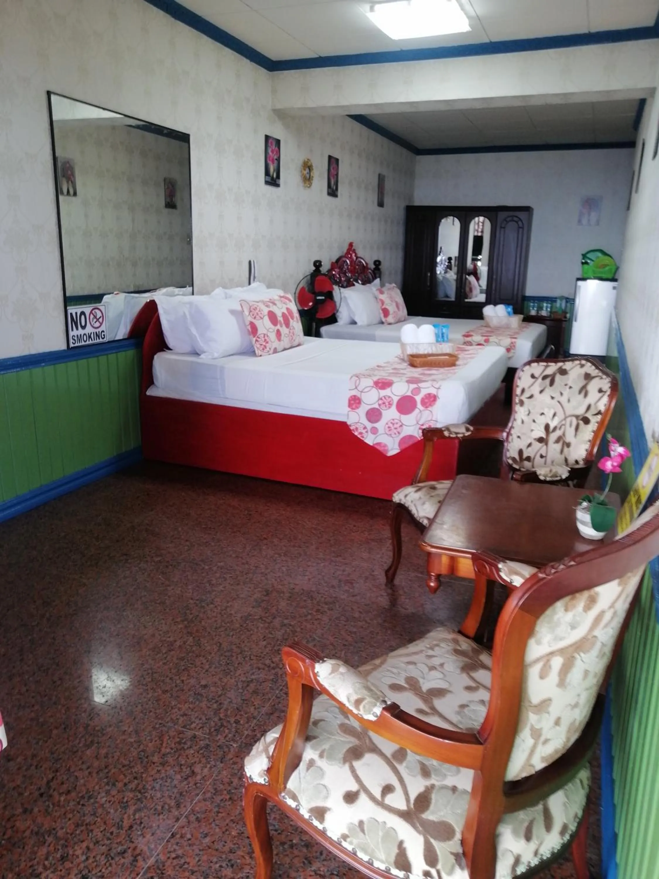 Bed in Sang Yoo Mountain View Tagaytay Staycation - Over Looking Of Taal Volcano