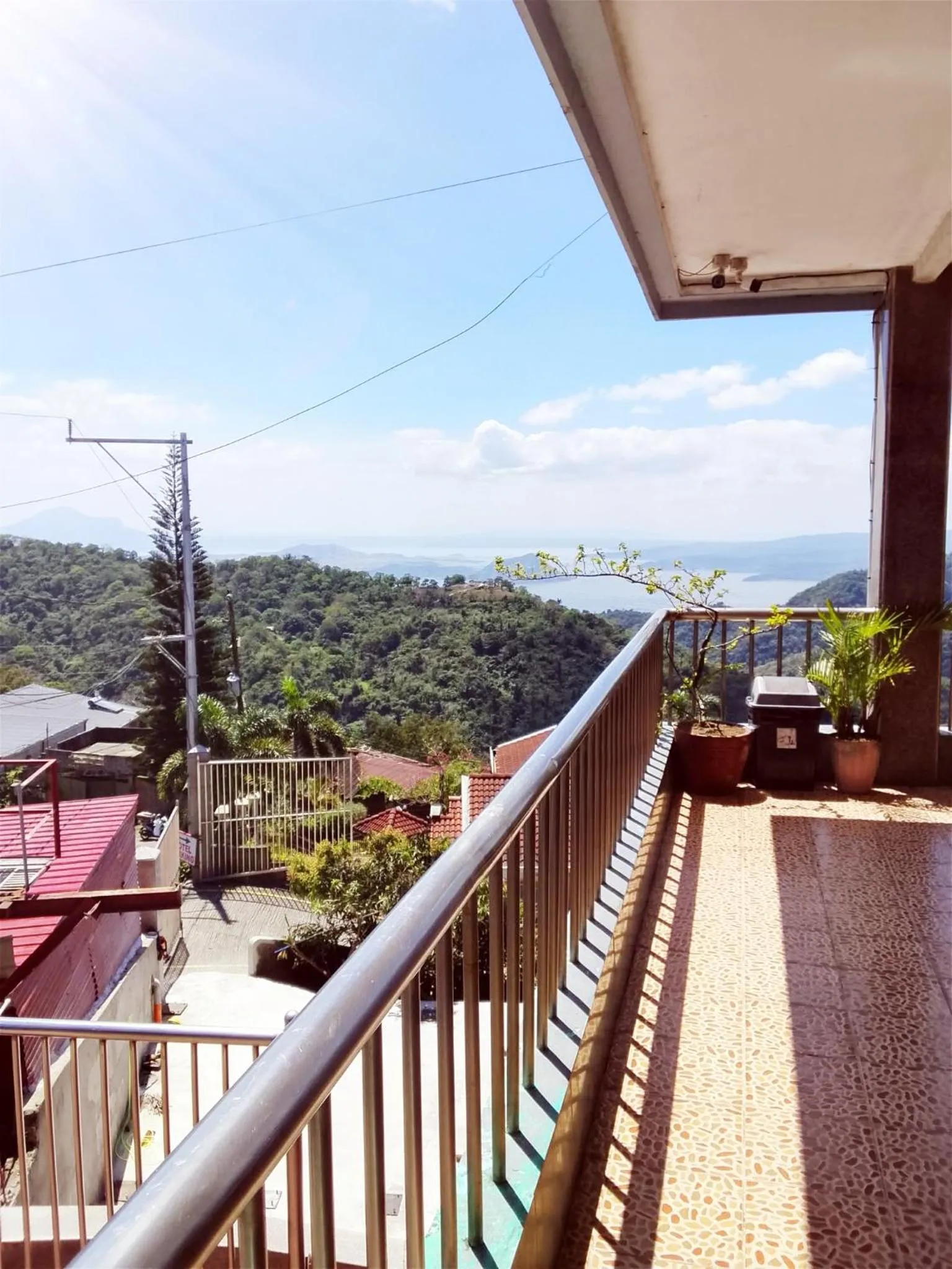 Sang Yoo Mountain View Tagaytay Staycation - Over Looking Of Taal Volcano