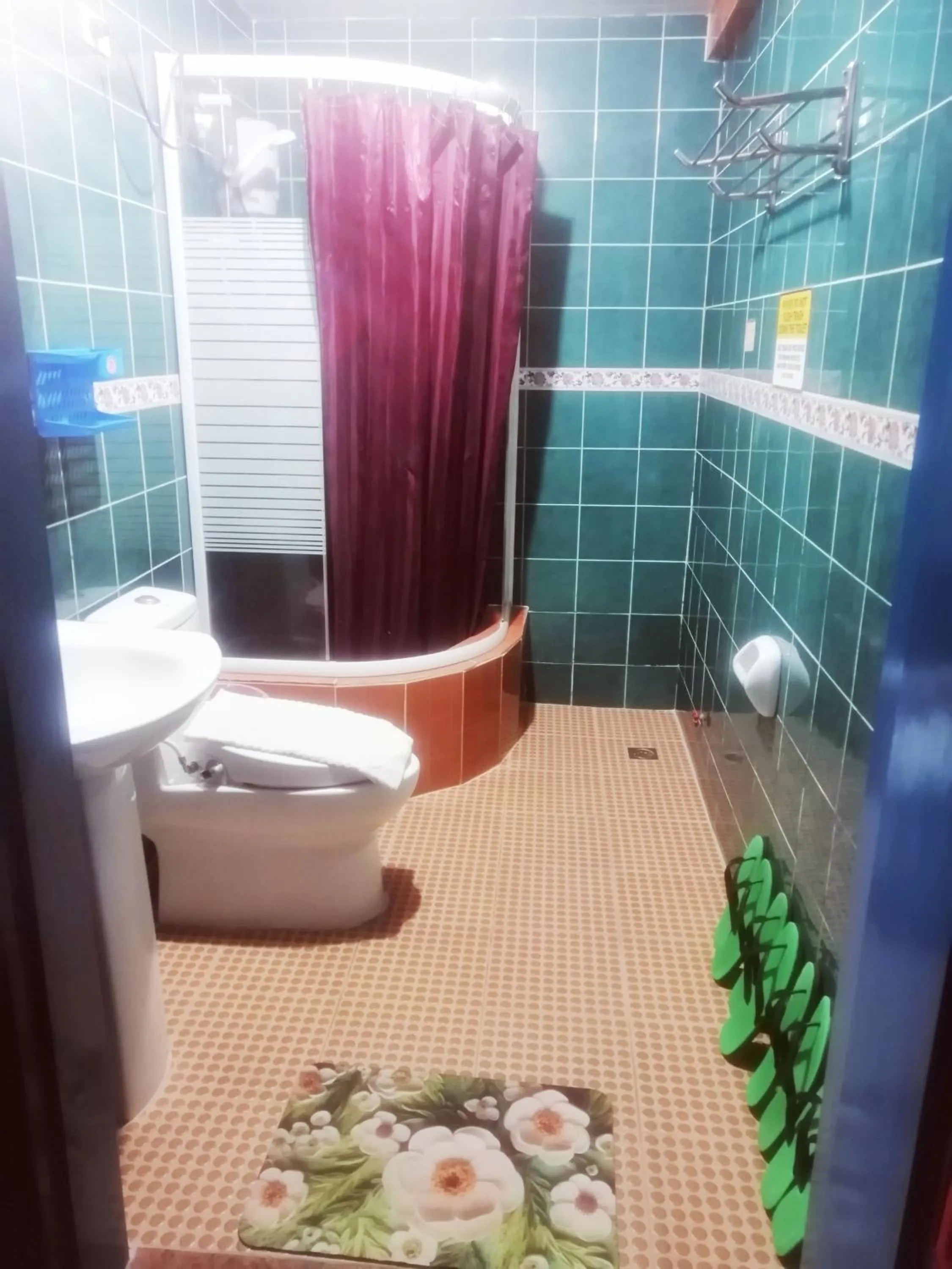 Bed in Sang Yoo Mountain View Tagaytay Staycation - Over Looking Of Taal Volcano