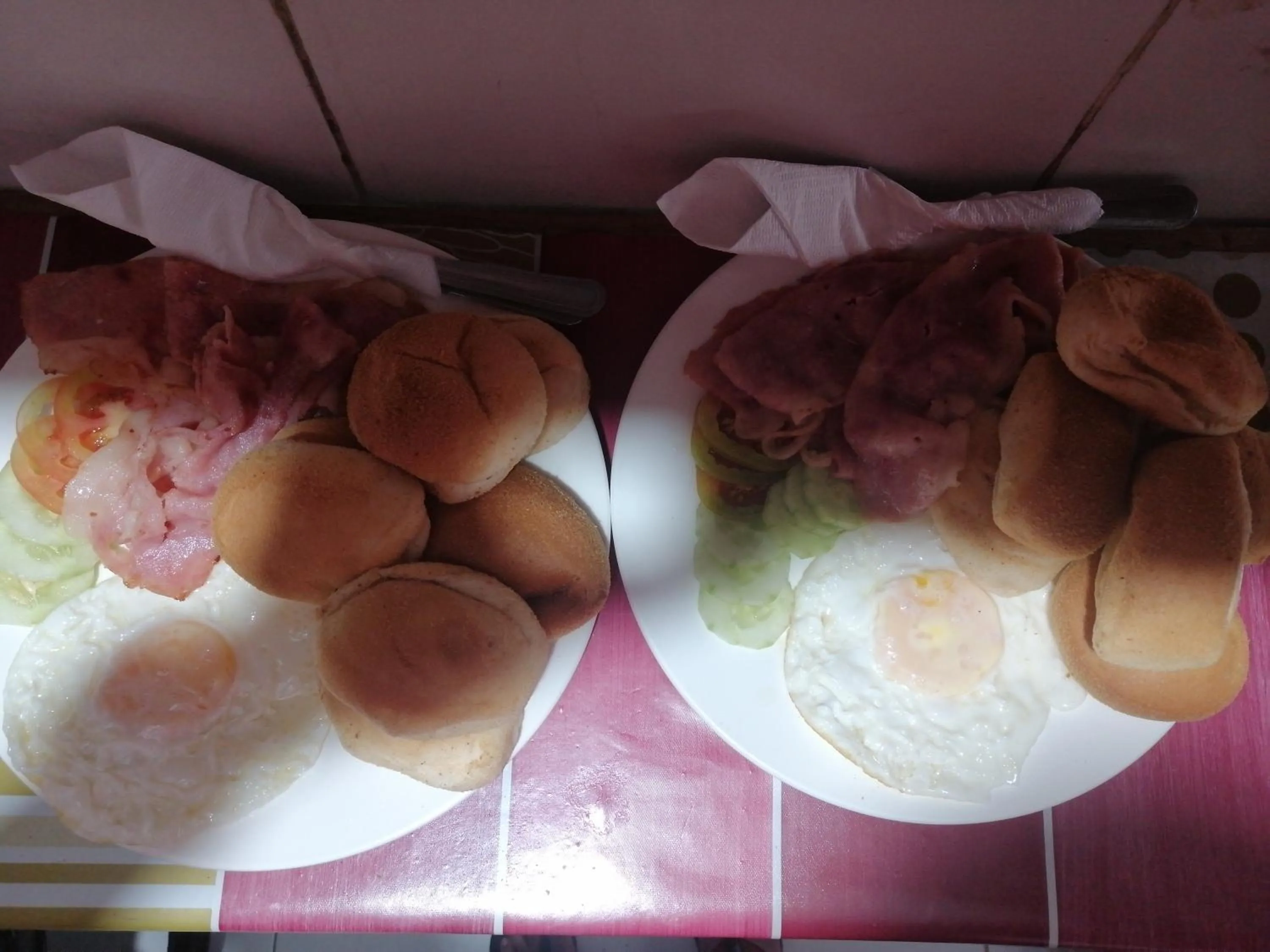 Sang Yoo Mountain View Tagaytay Staycation - Over Looking Of Taal Volcano