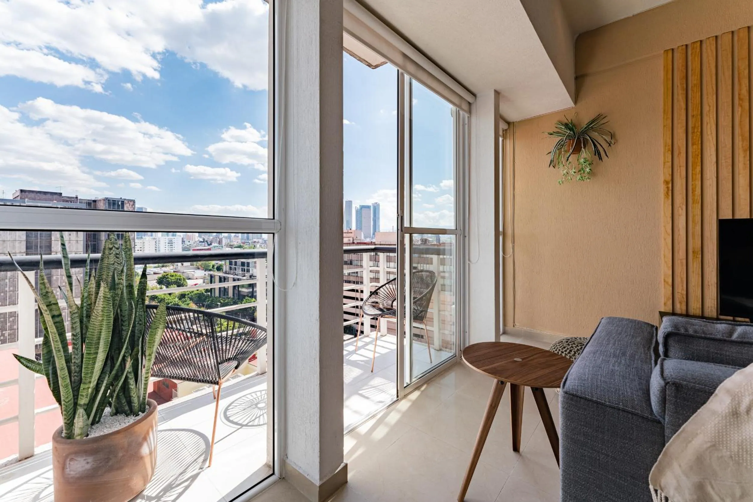 Balcony/Terrace in Anahuac Apartments by VH