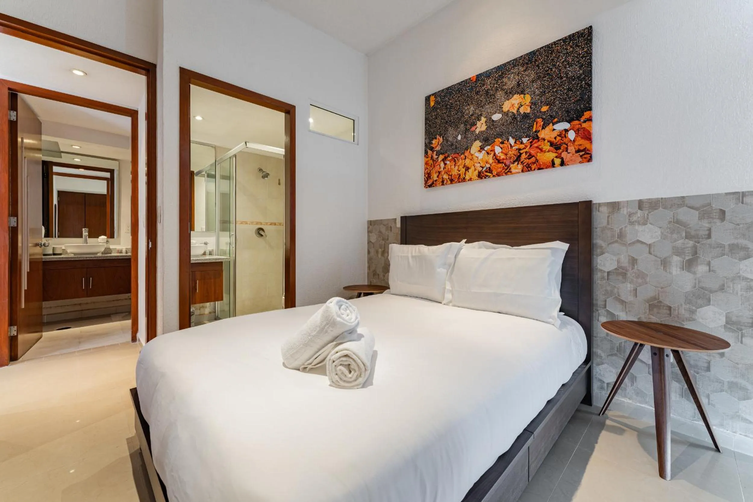 Bedroom, Bed in Anahuac Apartments by VH