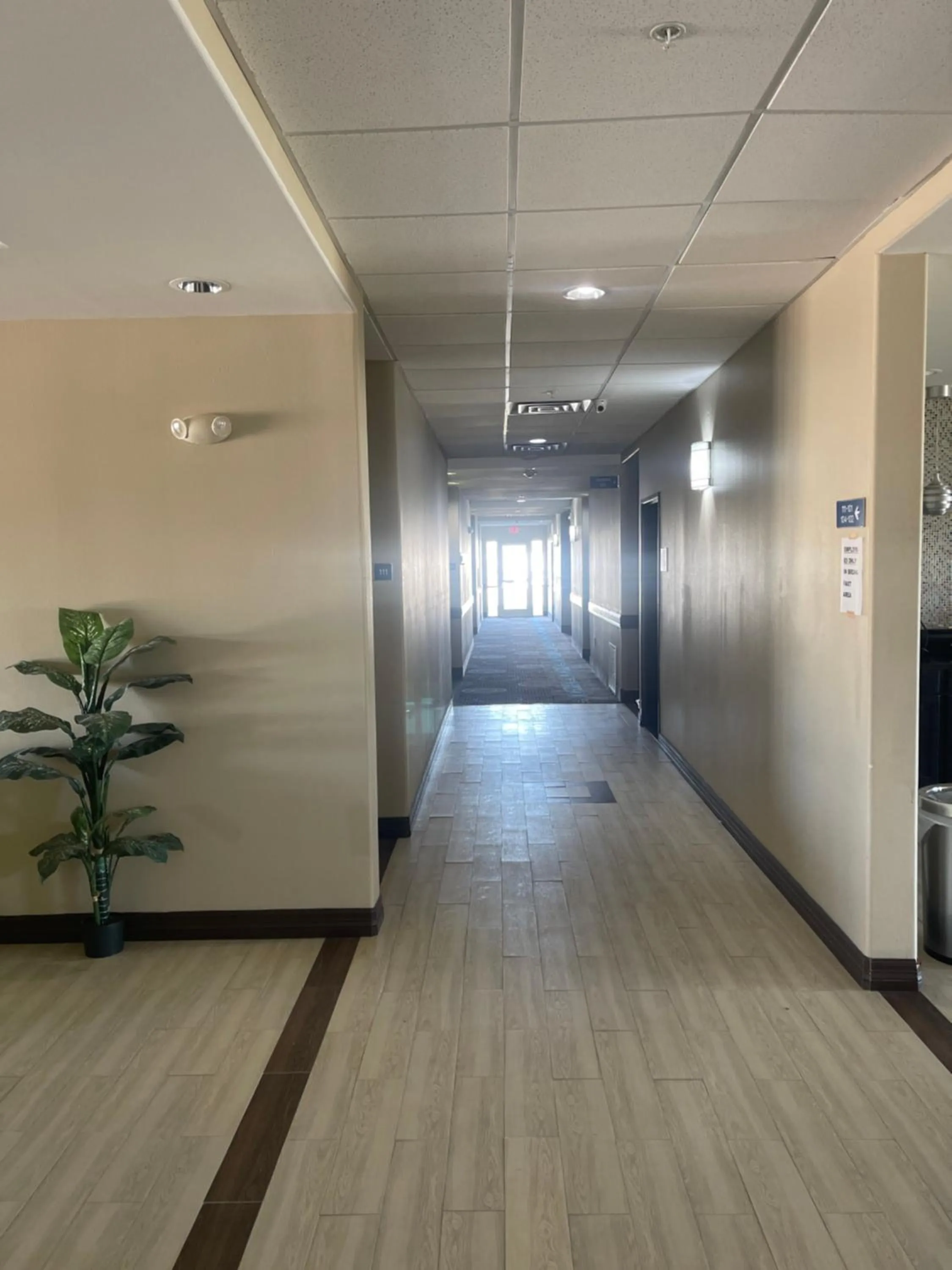 La Plaza Inn and Suites - Freer TX