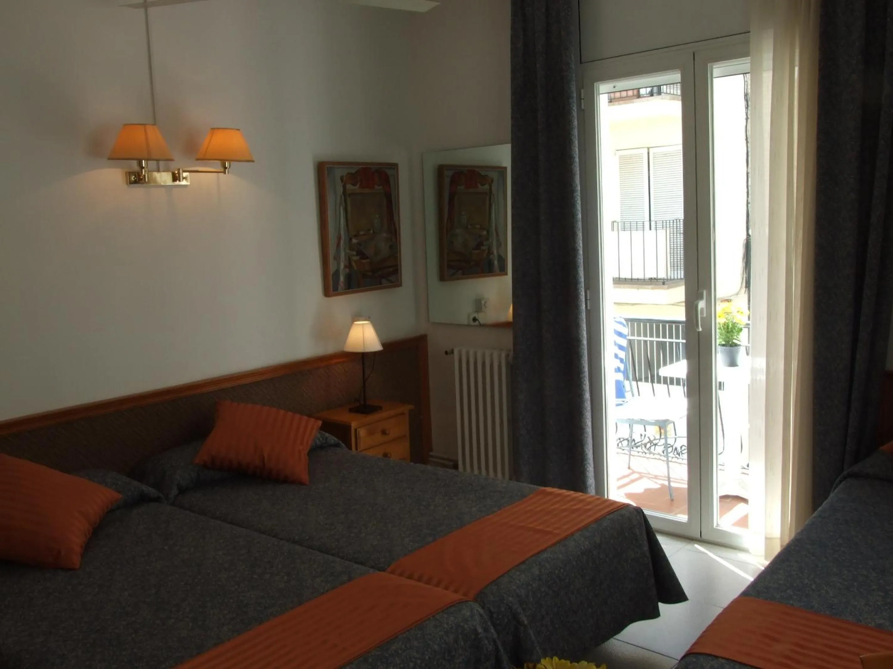 Photo of the whole room, Bed in Hotel Montserrat