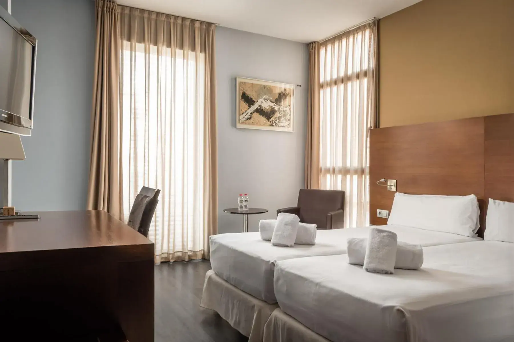 Double or Twin Room in Hotel Madanis Double or Twin Room in Hotel Madanis