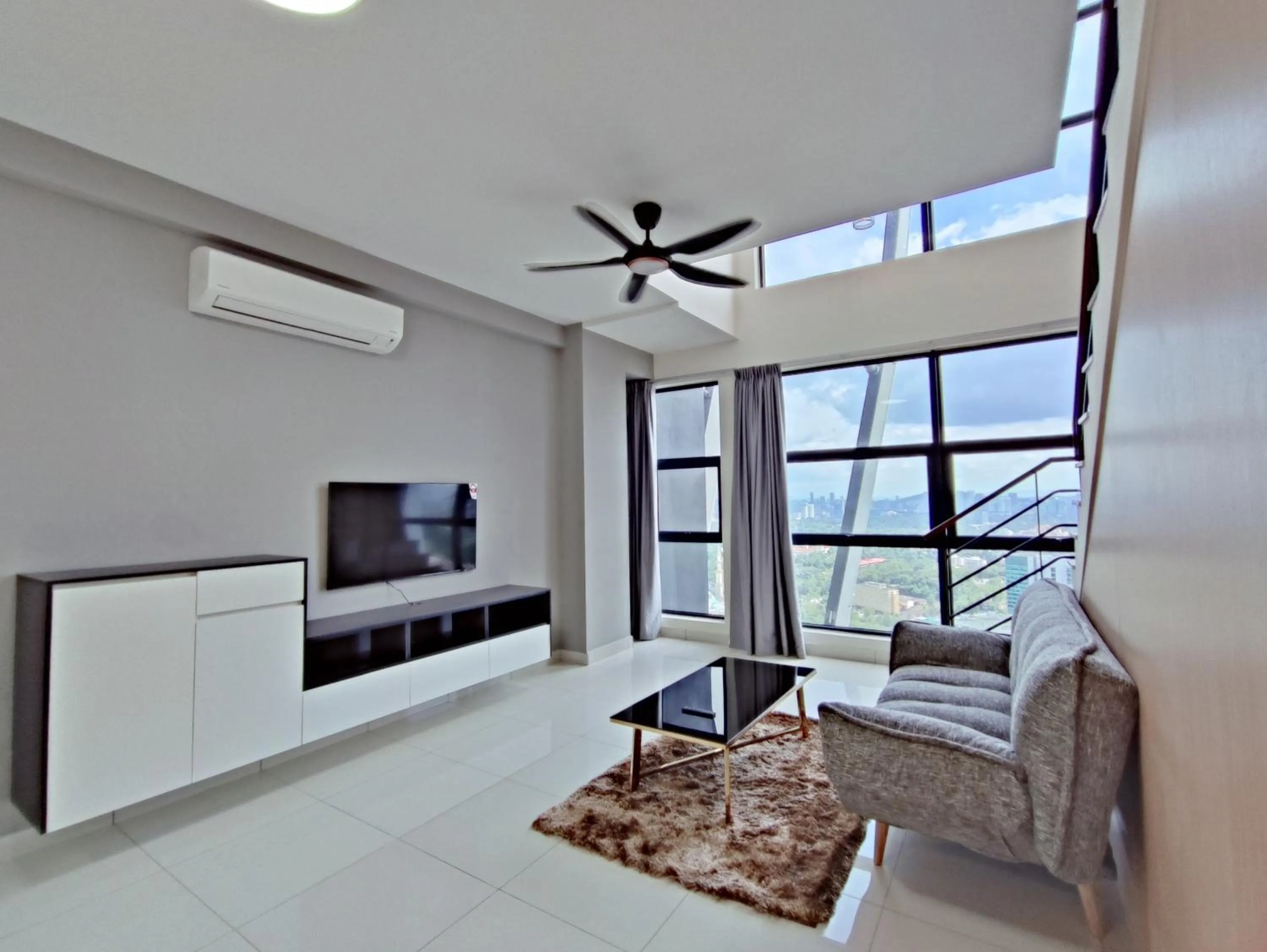 ARTE Mont Kiara Host By HOST CORNER SUITES