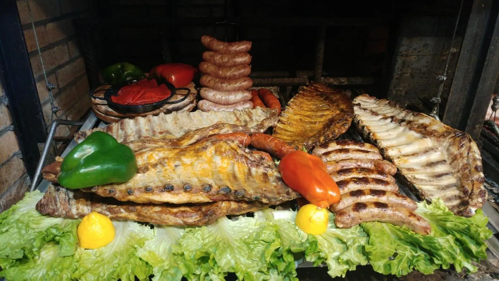 Restaurant/places to eat in Hotel Silvota