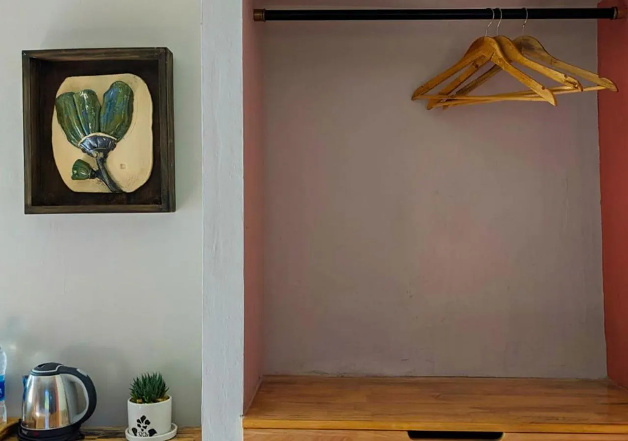 Decorative detail in The Oak Retreat Lamahatta