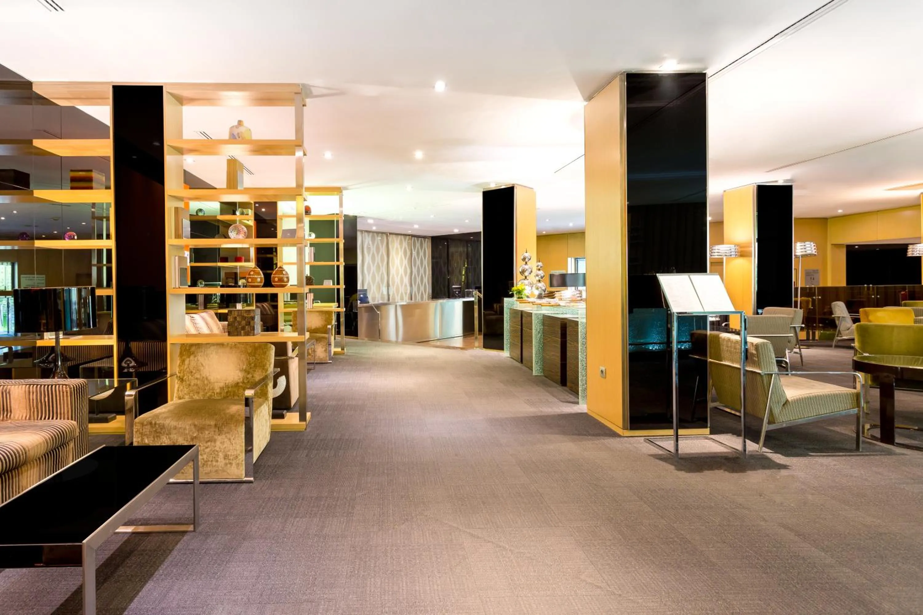 Lobby or reception in Eurostars Monte Real