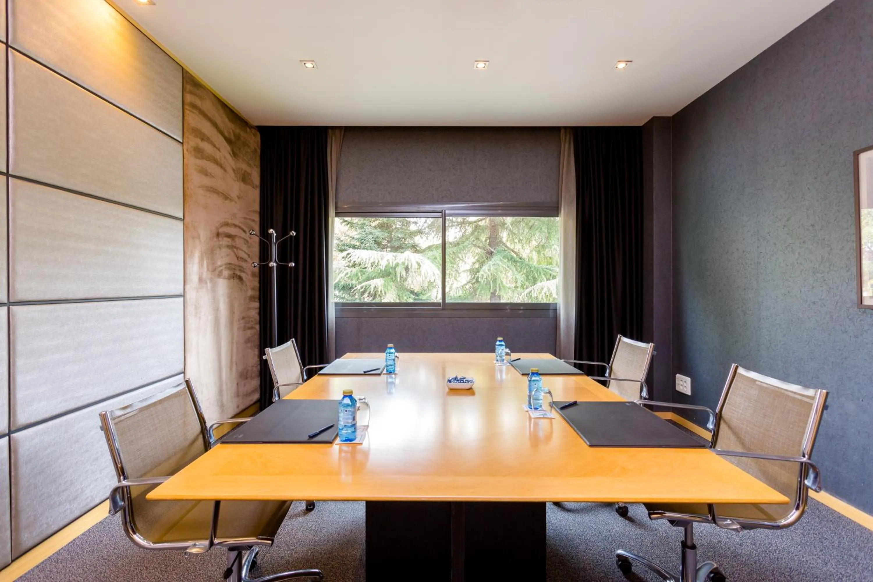 Meeting/conference room in Eurostars Monte Real