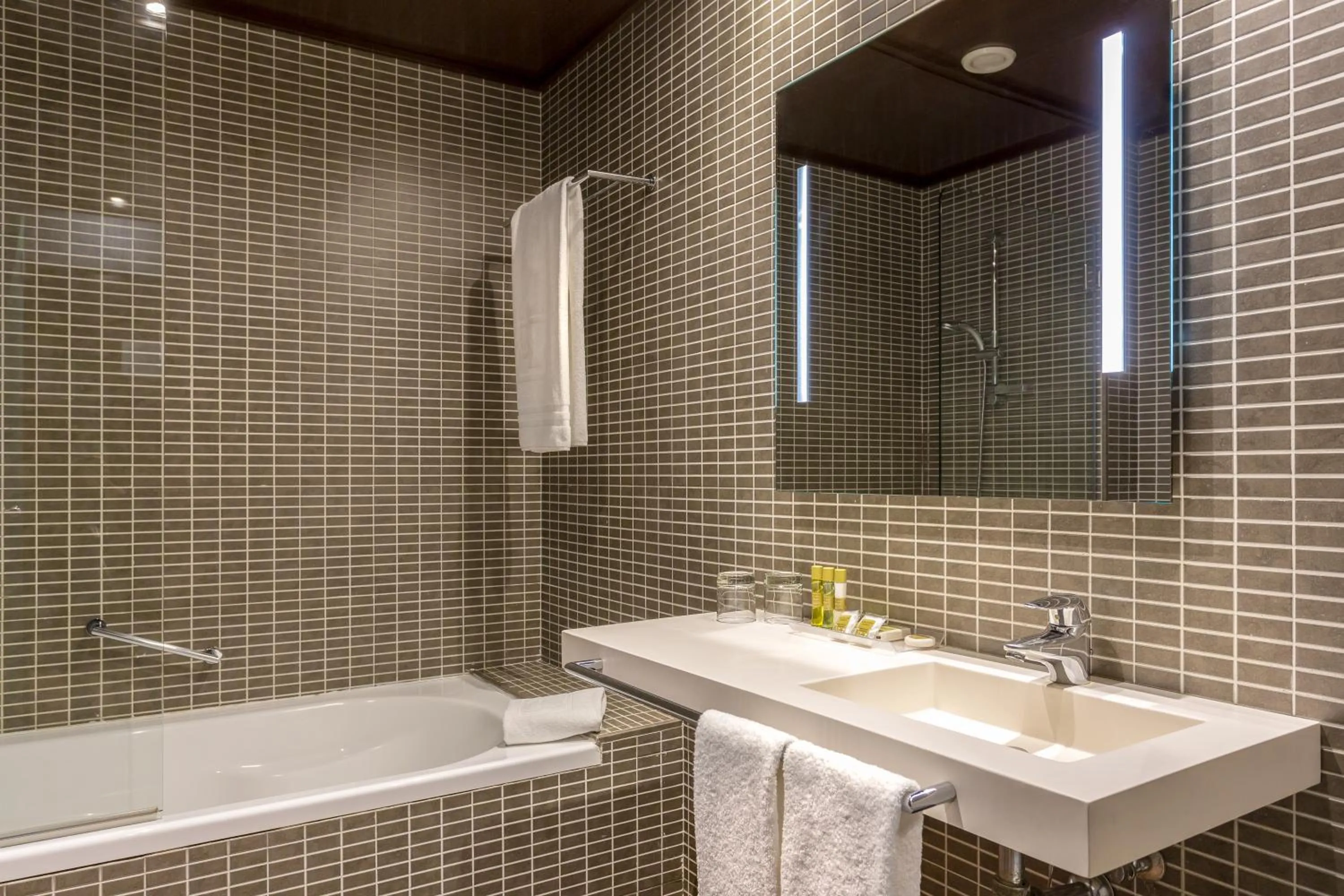 Bathroom in Eurostars Monte Real