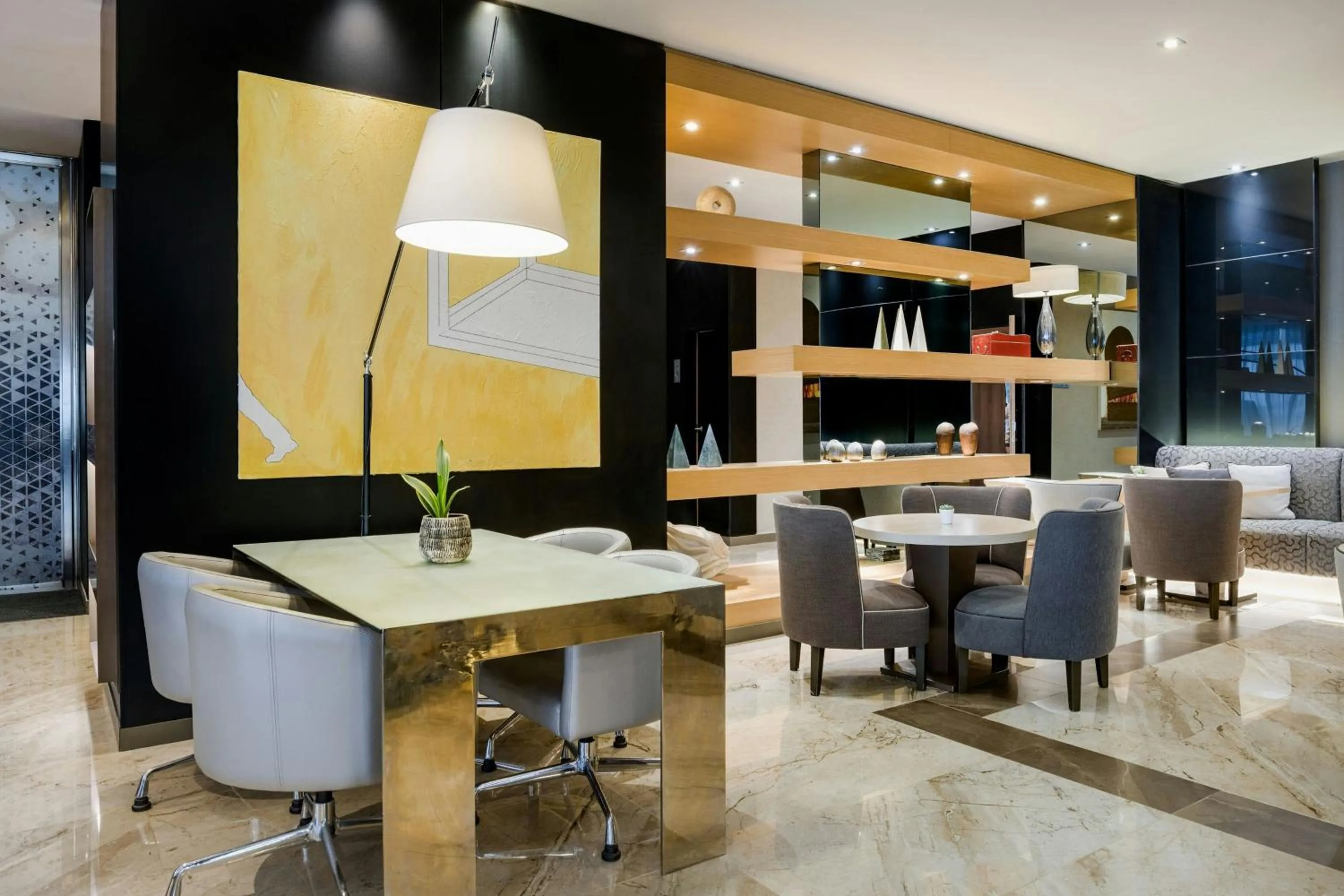 Lounge or bar in AC Hotel Madrid Feria by Marriott