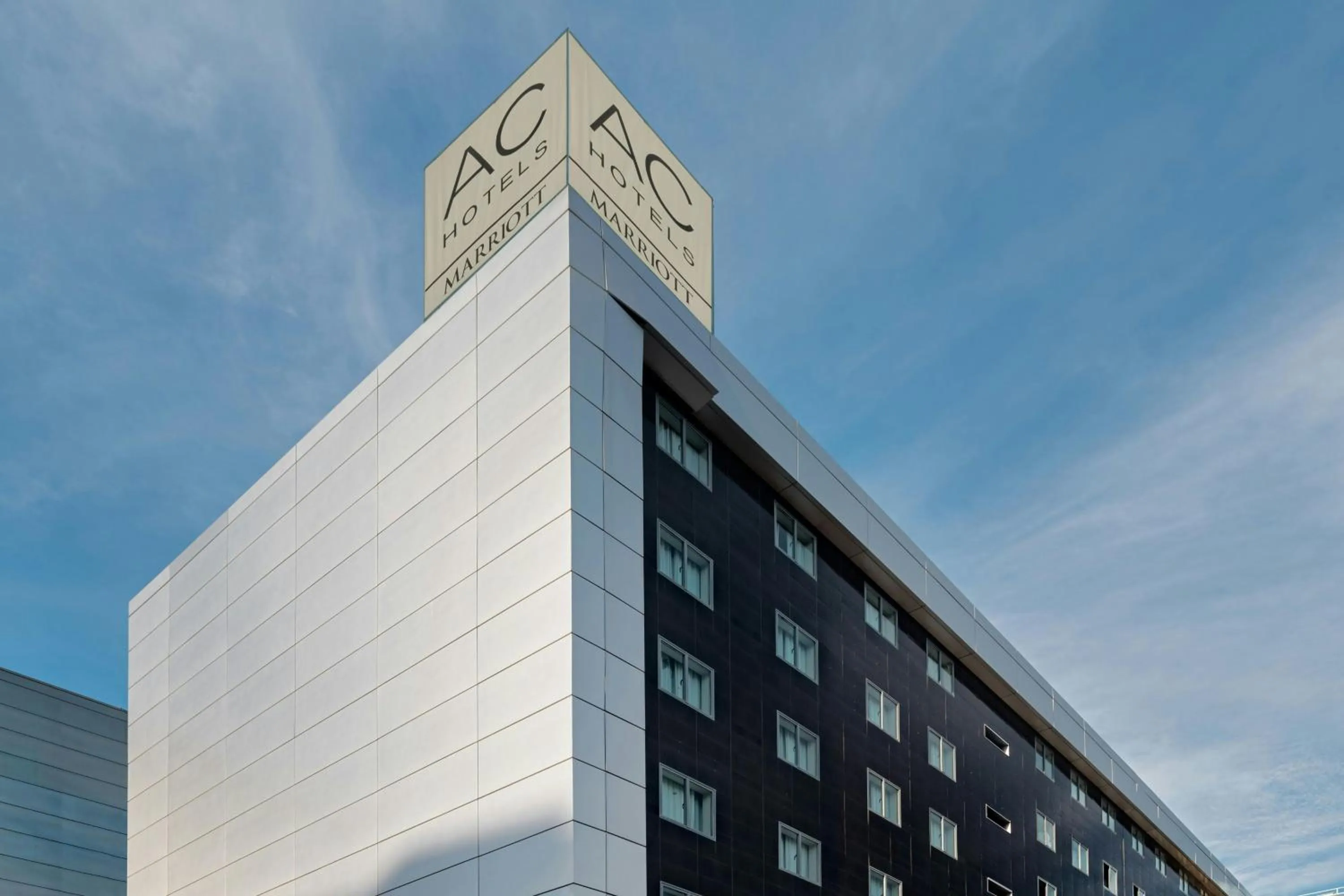 Property building in AC Hotel Madrid Feria by Marriott
