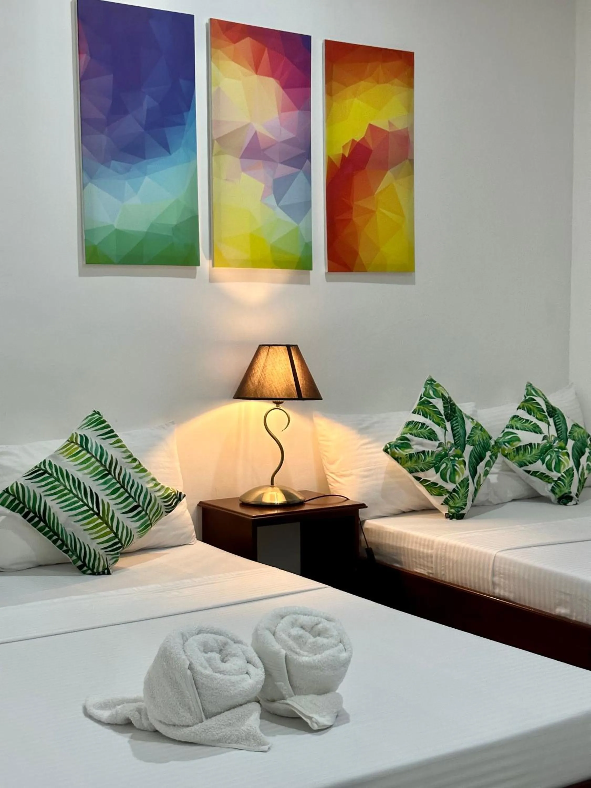 Endless Summer Hotel Baler