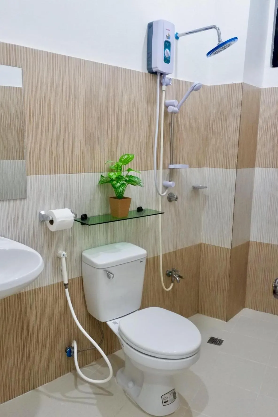 Toilet in Endless Summer Hotel Baler