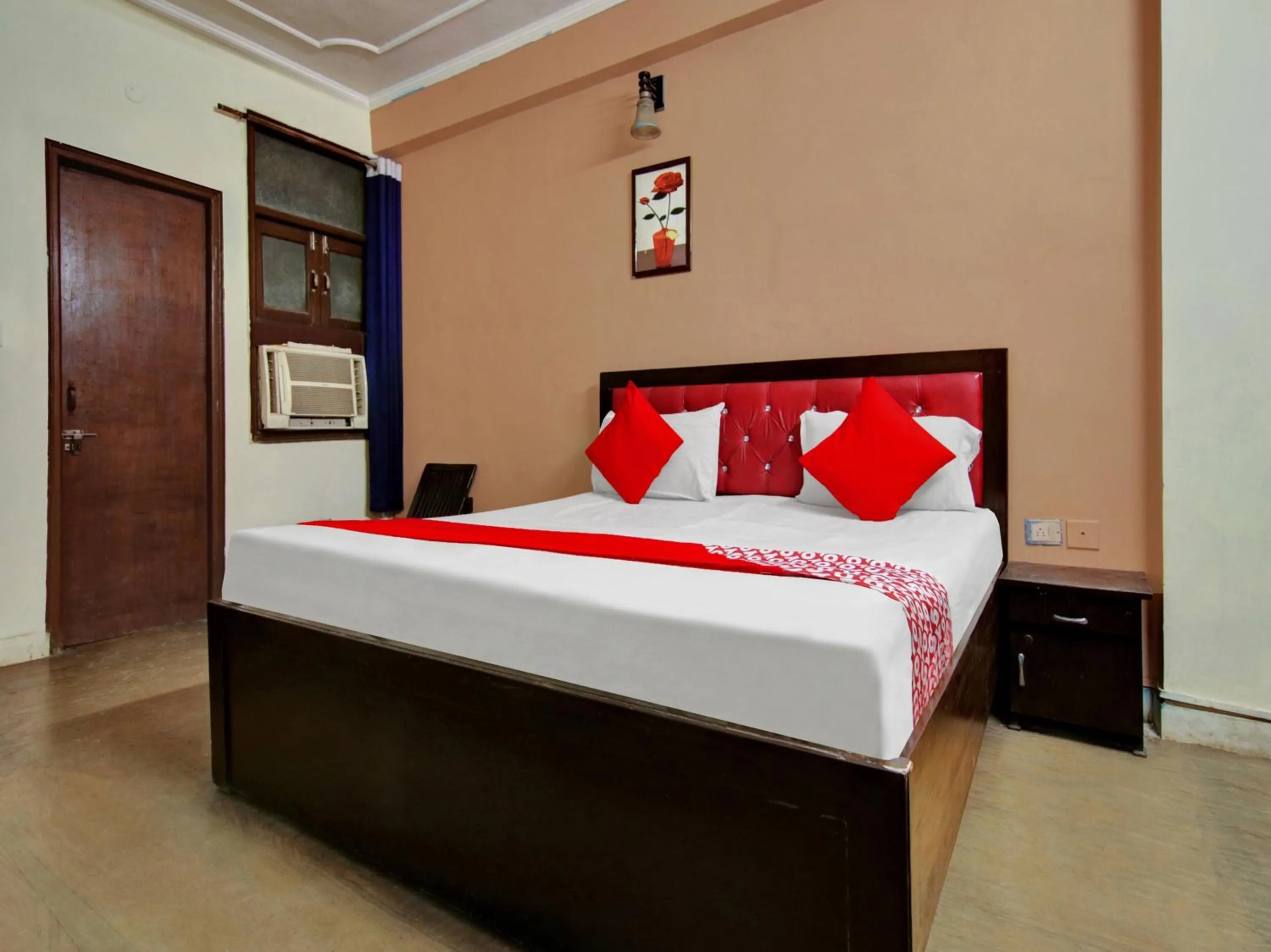 Bedroom, Bed in Hotel O Darshan Palace