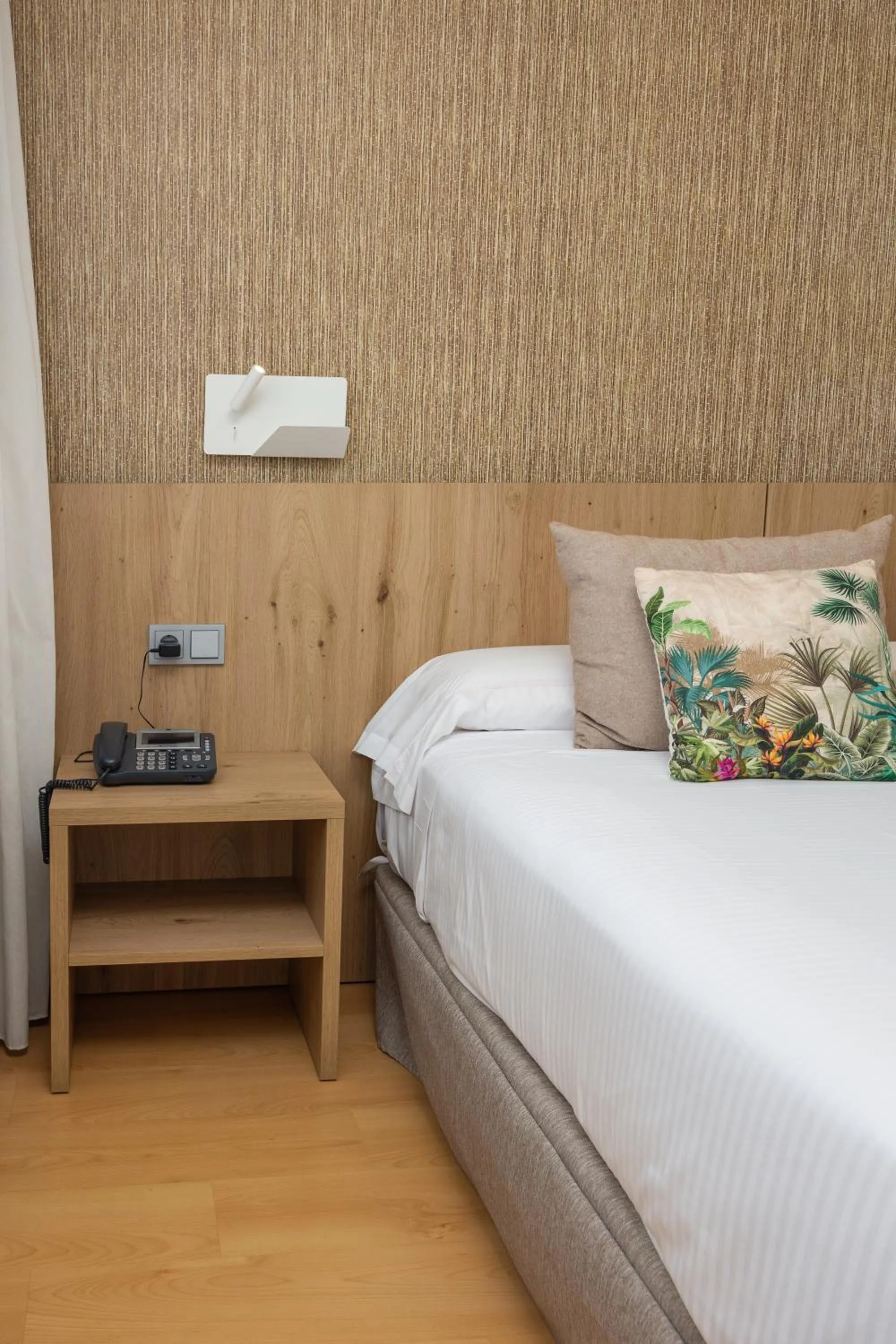 Bed in Daniya Alicante