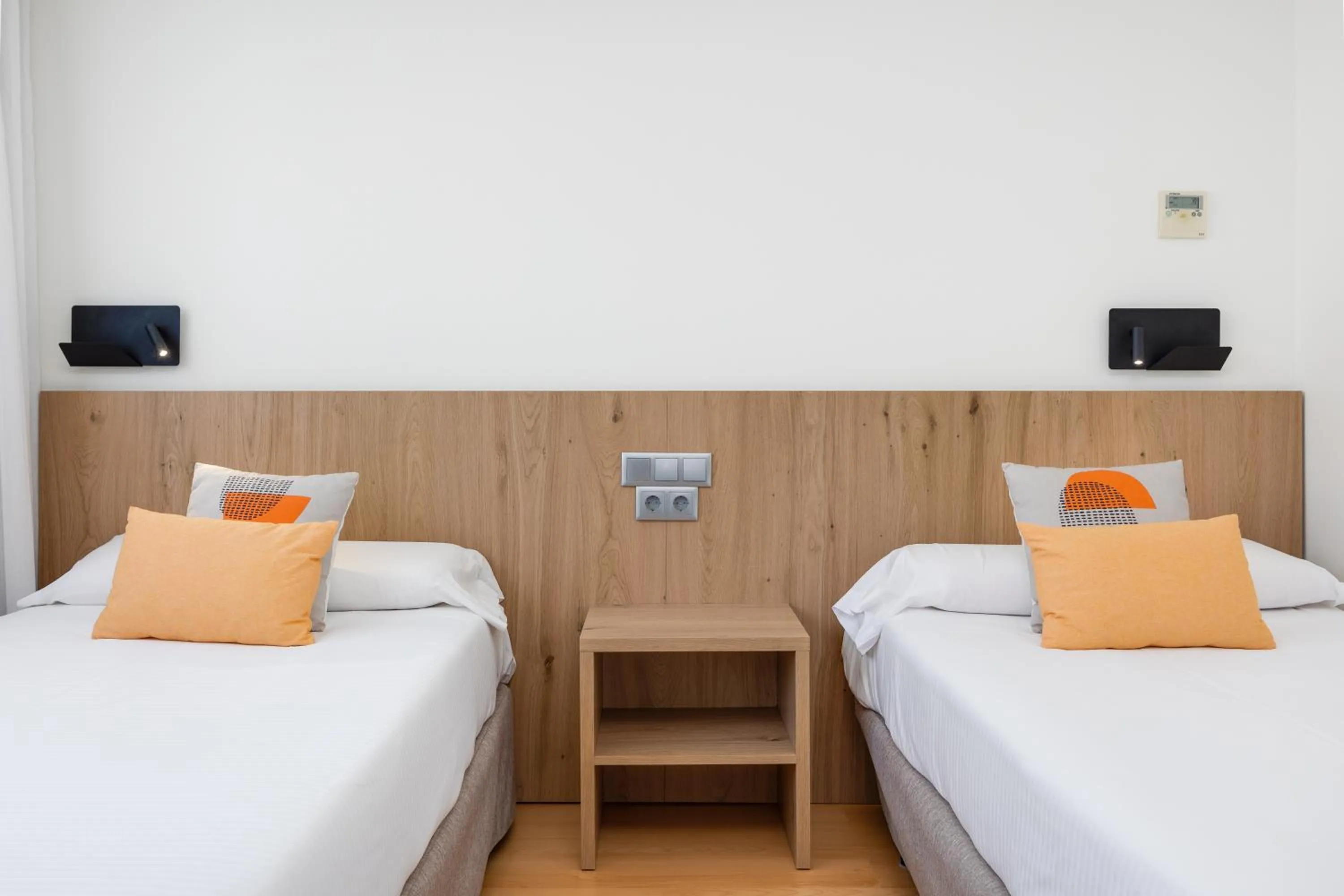 Bed in Daniya Alicante