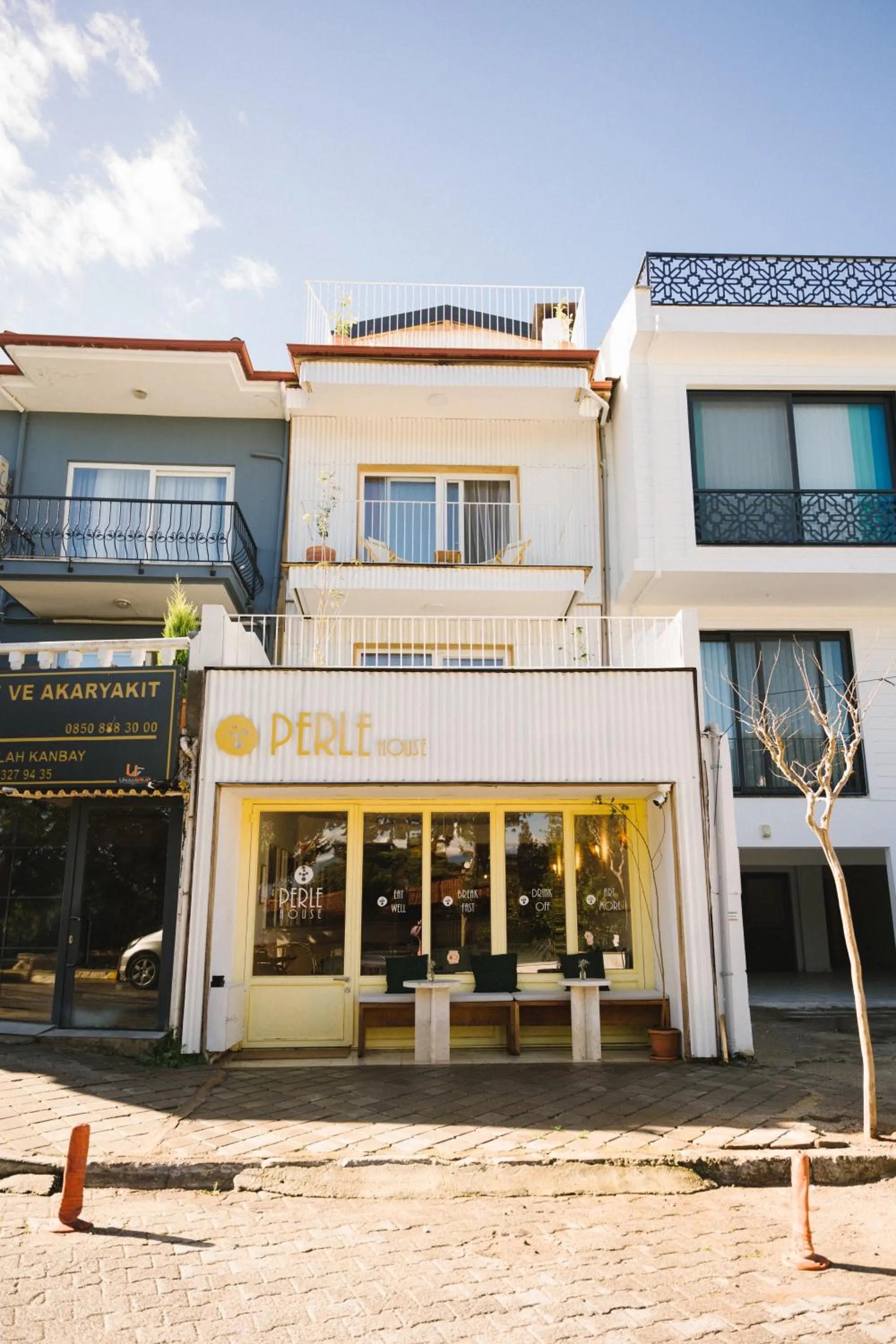 Property building in Perle House