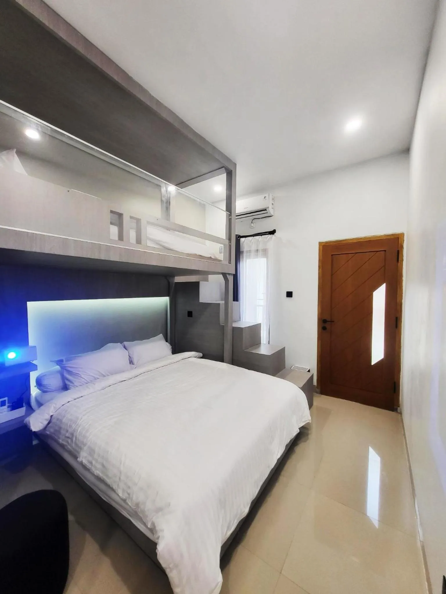 Bed in Cabin15 - Syariah