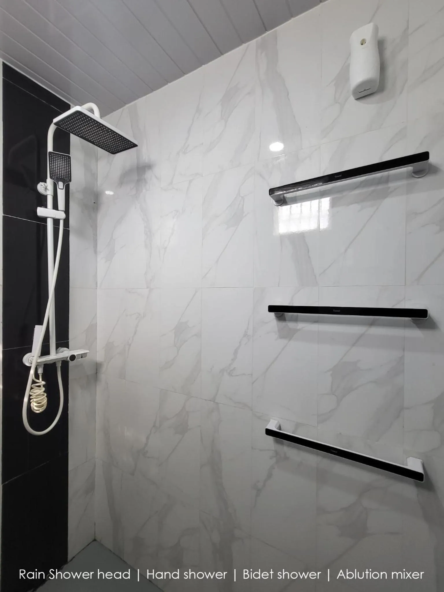 Bathroom in Cabin15 - Syariah