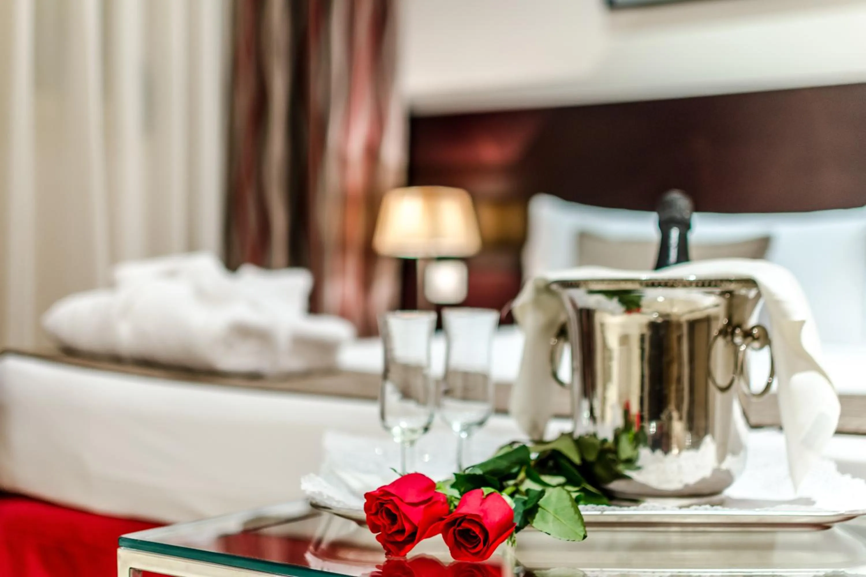 Bed in Exe Suites 33