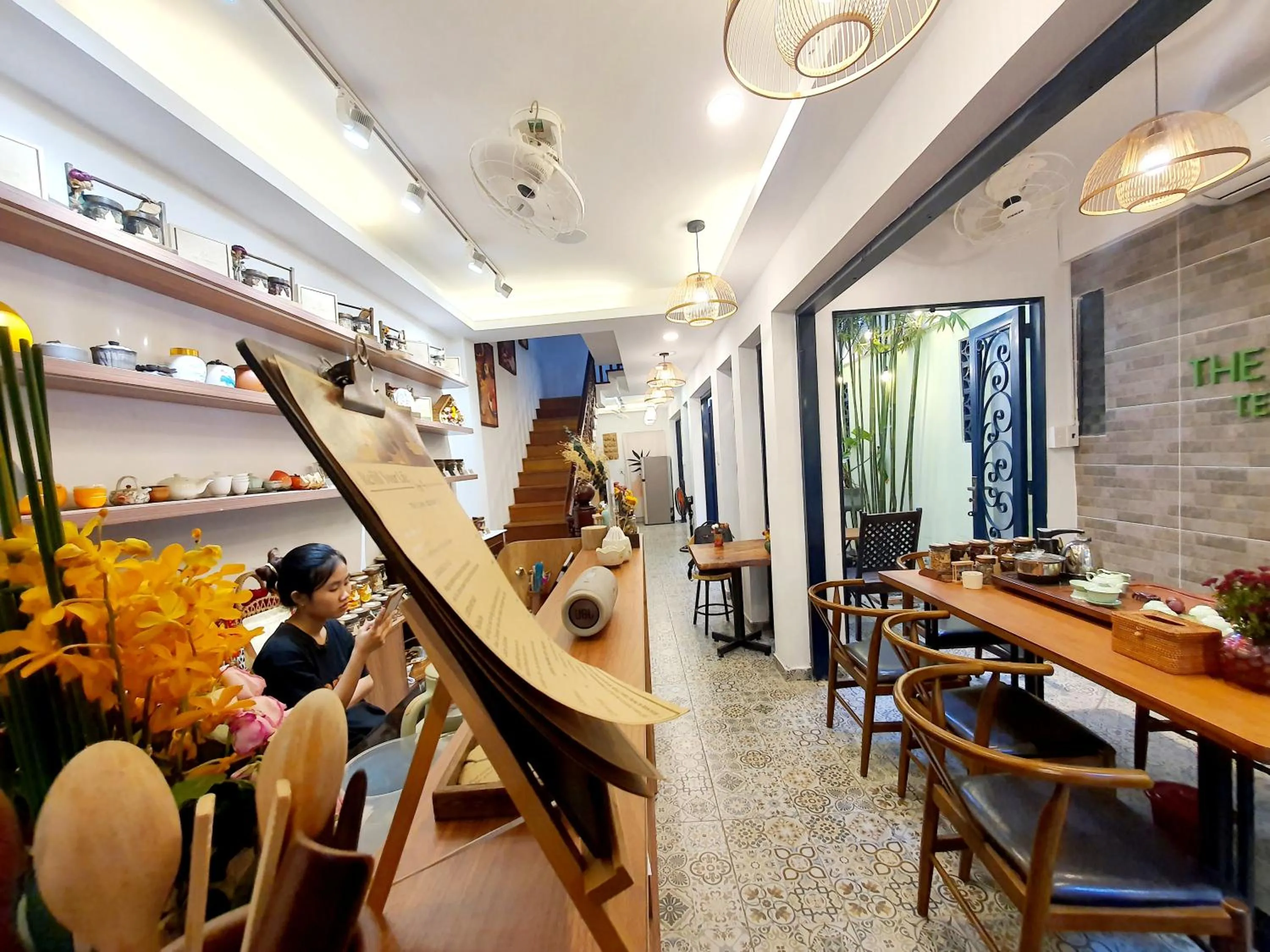 Restaurant/places to eat in The Lovenote Home