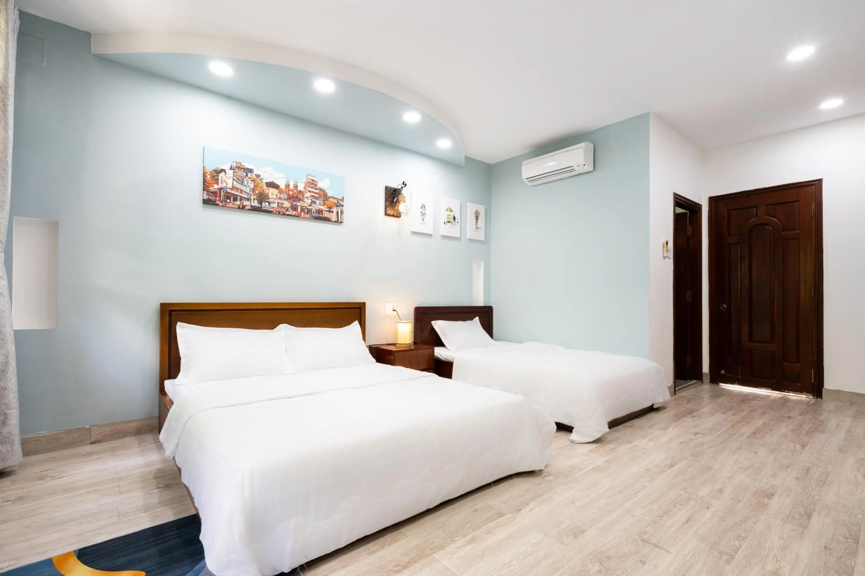 Bed in The Lovenote Home