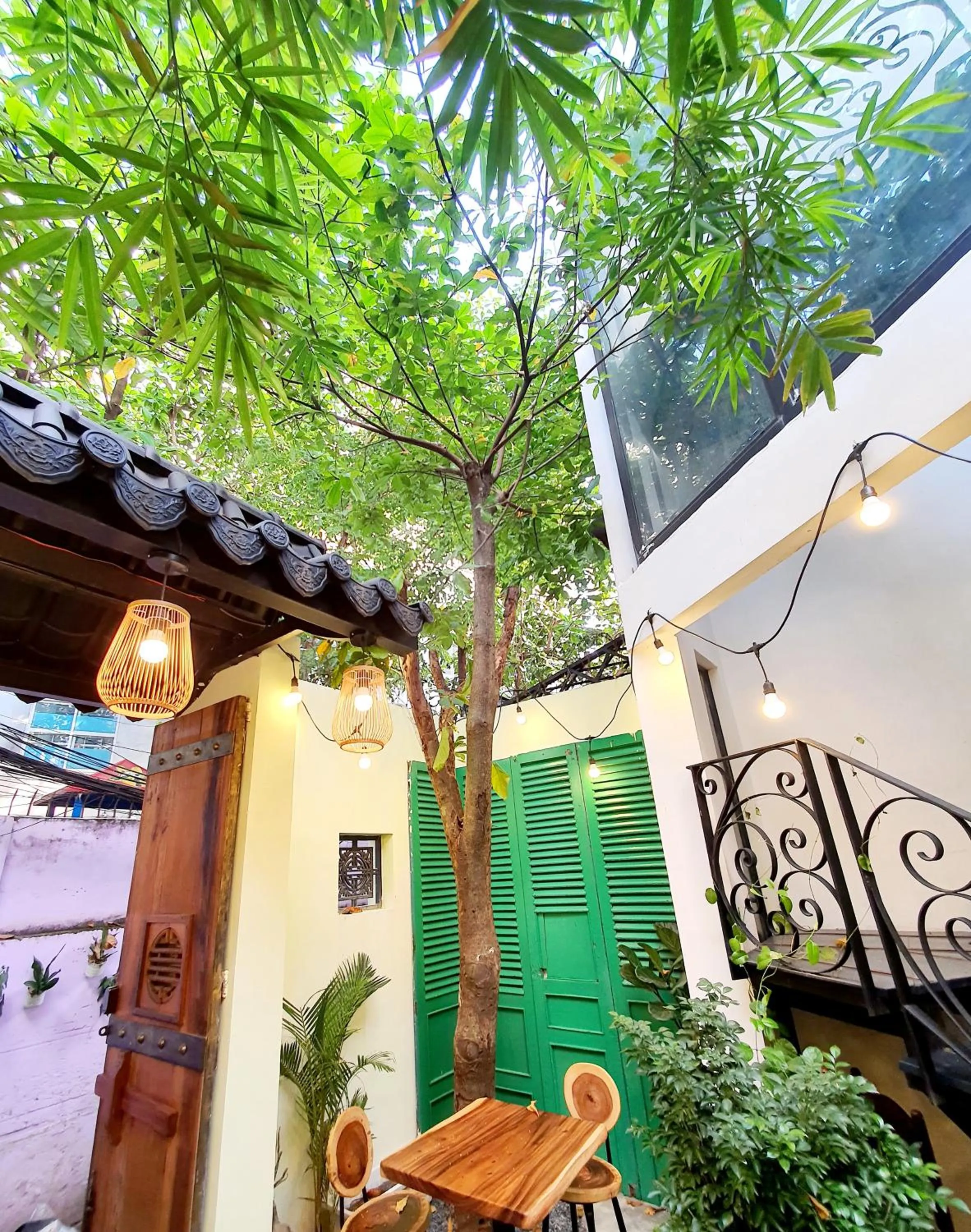 Garden in The Lovenote Home