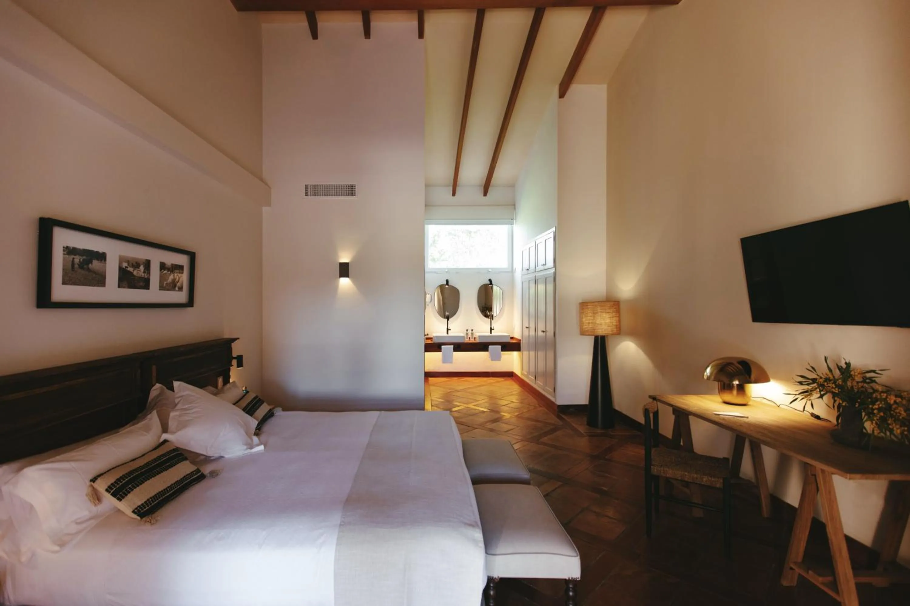 Bed in Can Arabí - Adults Only