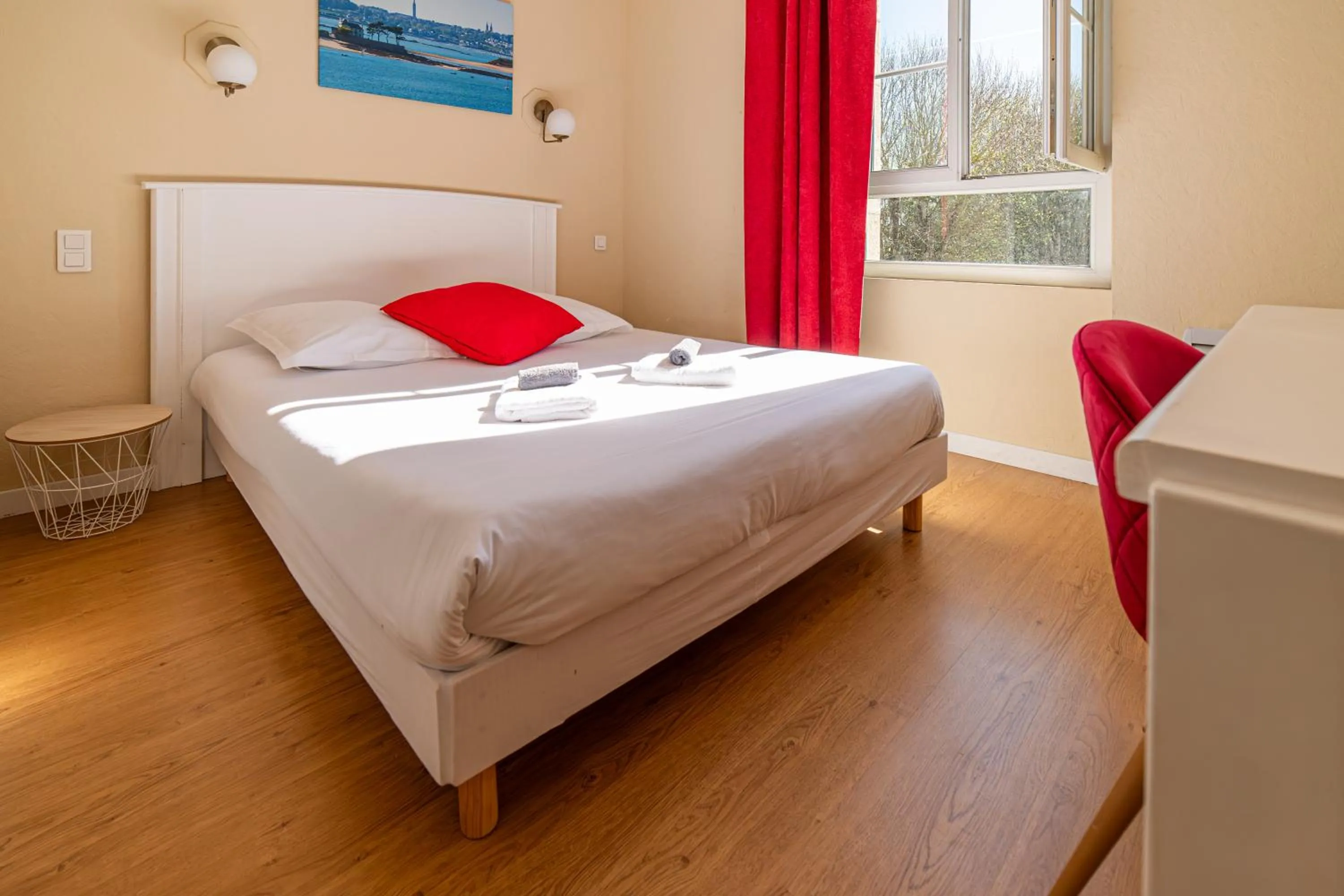 Bed in Hôtel de la Mairie