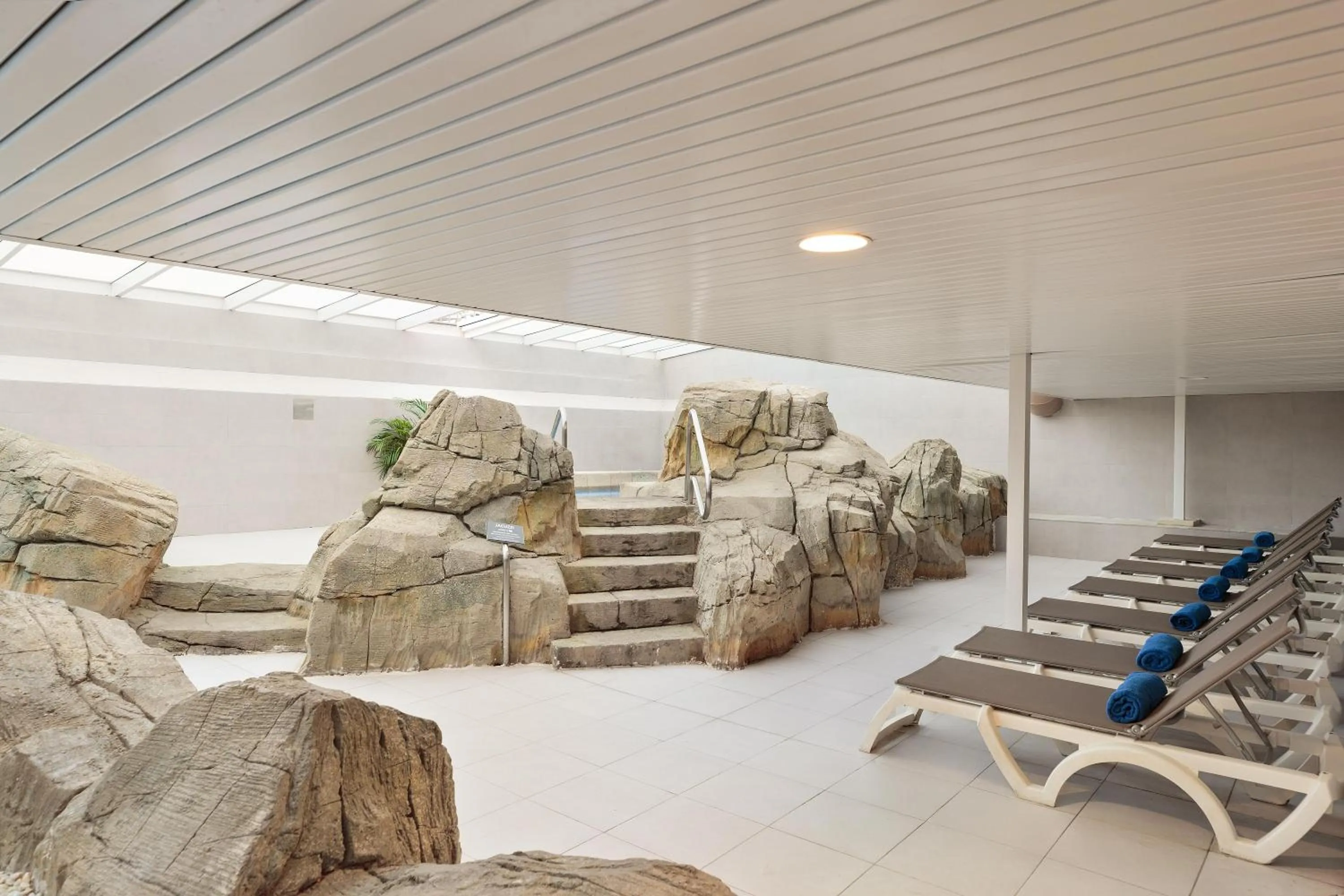 Swimming pool in Hotel Best Roquetas