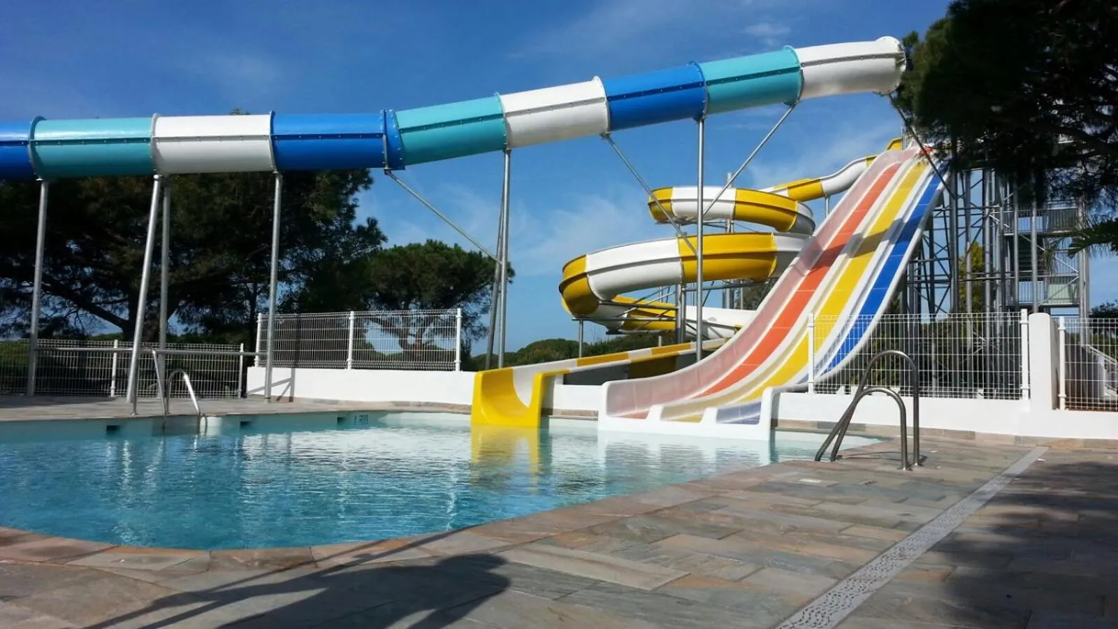 Swimming pool in Playacartaya