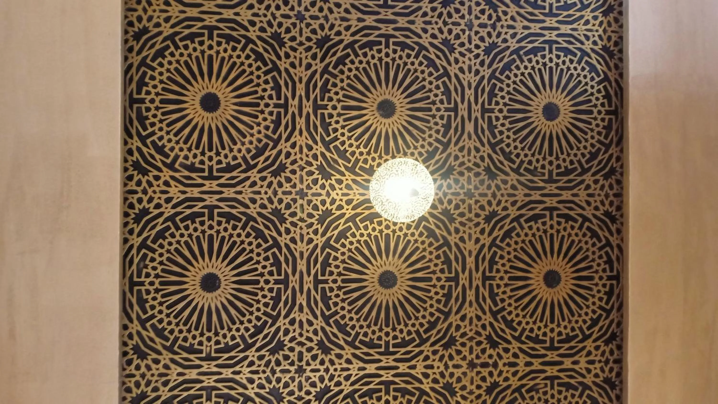 Decorative detail in Yakout Merzouga Luxury Camp