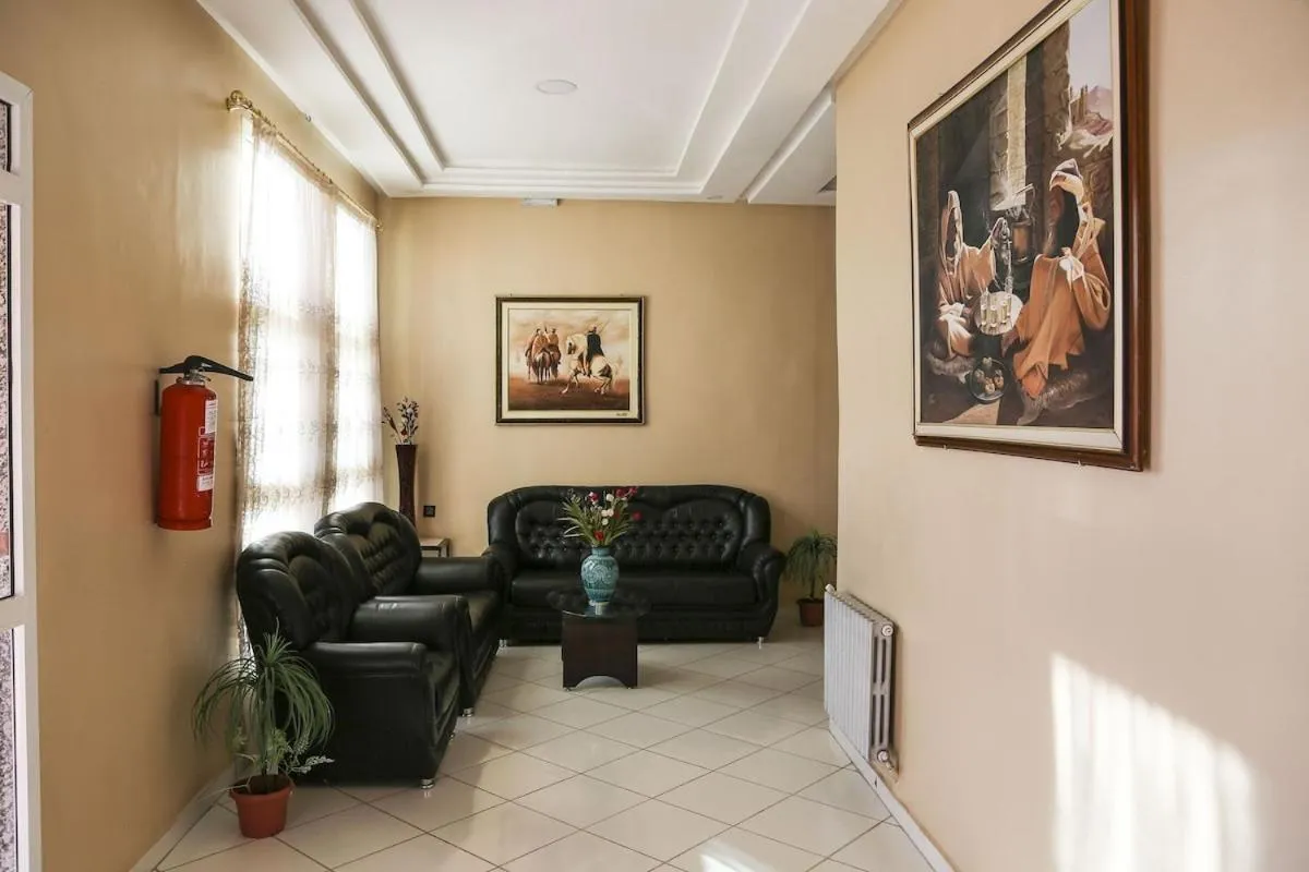 Lobby or reception in HOTEL LA POMME ZAIDA