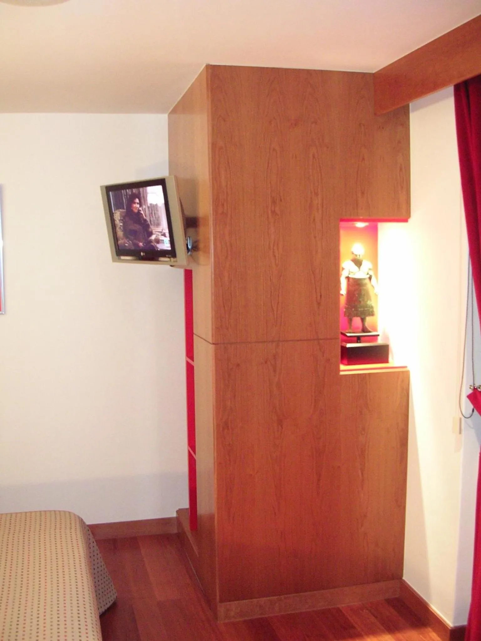 Photo of the whole room in Hotel Francisco II