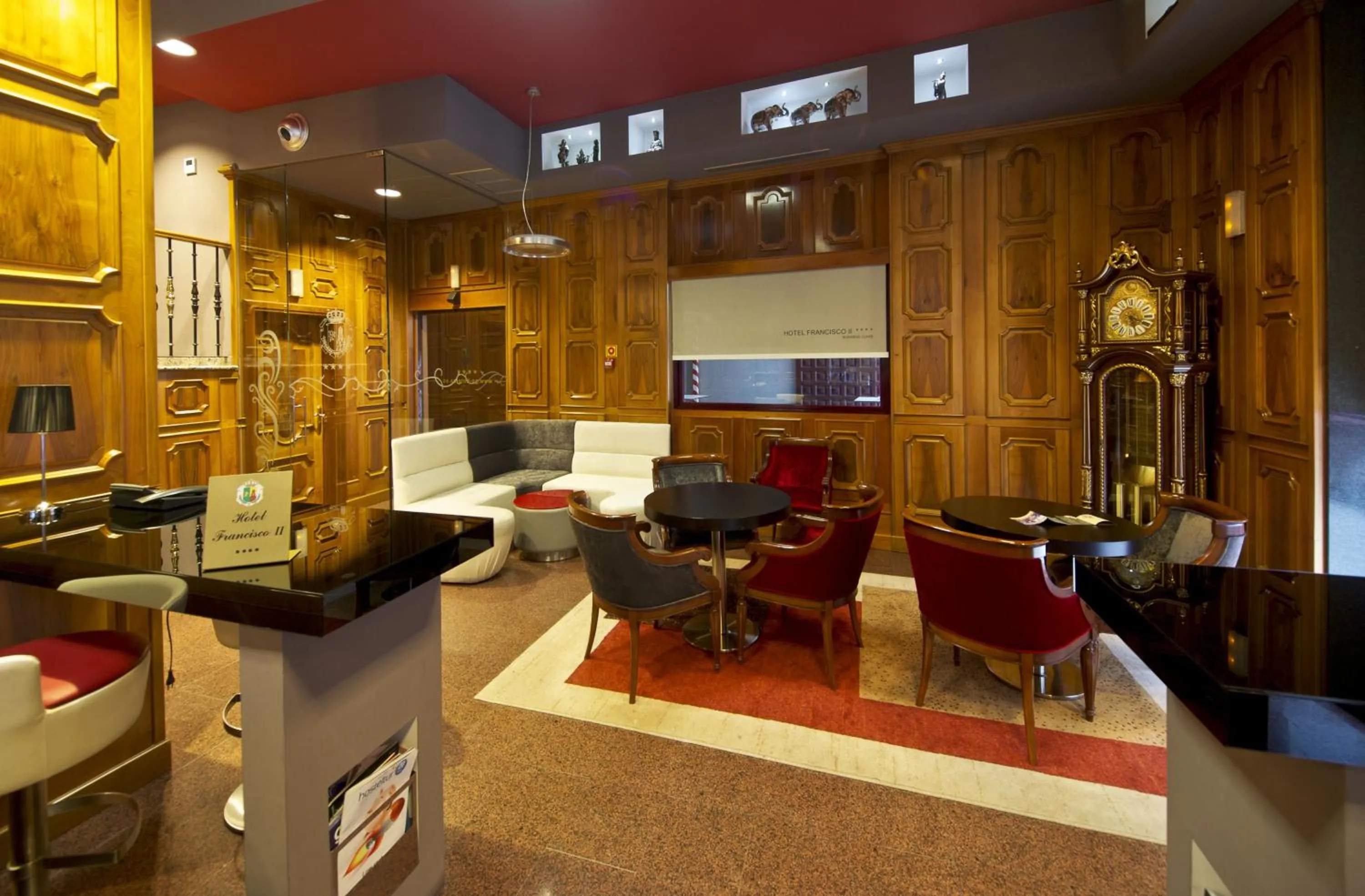 Lobby or reception in Hotel Francisco II