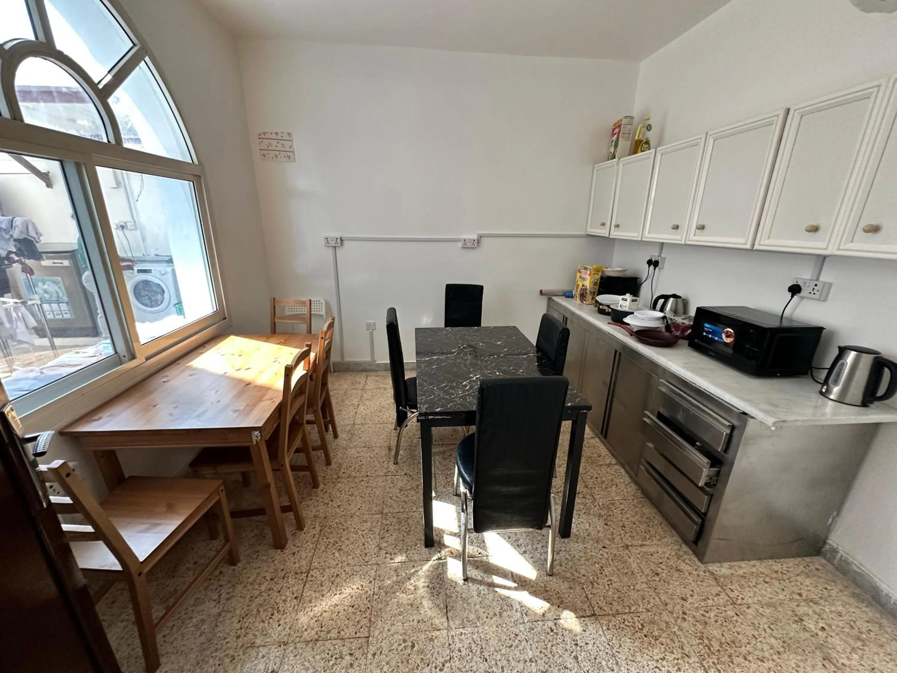 Coffee/tea facilities in International Abu Dhabi Hostel