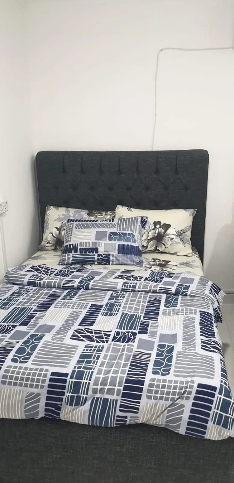 Bed in International Abu Dhabi Hostel