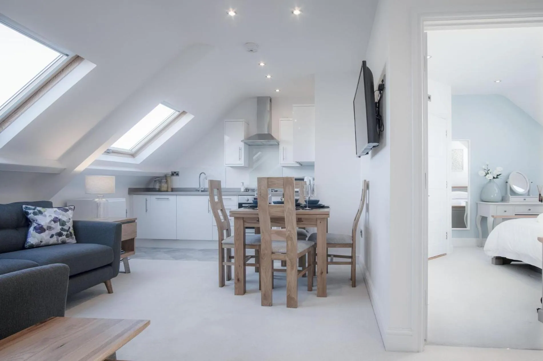 Floor plan, Bed in Skylark - 2 Bedroom Apartment - Tenby