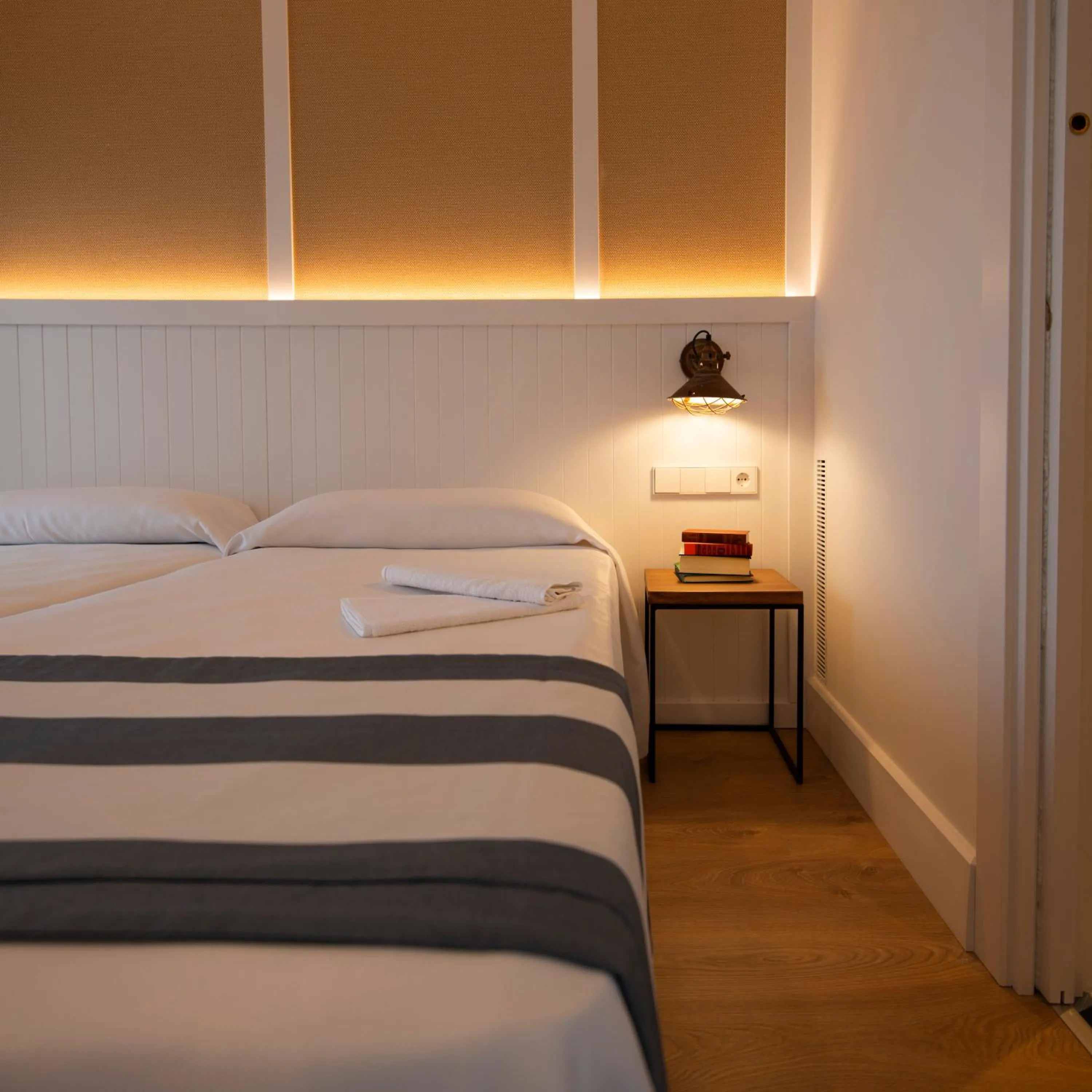 Bed in Hotel Els Pins