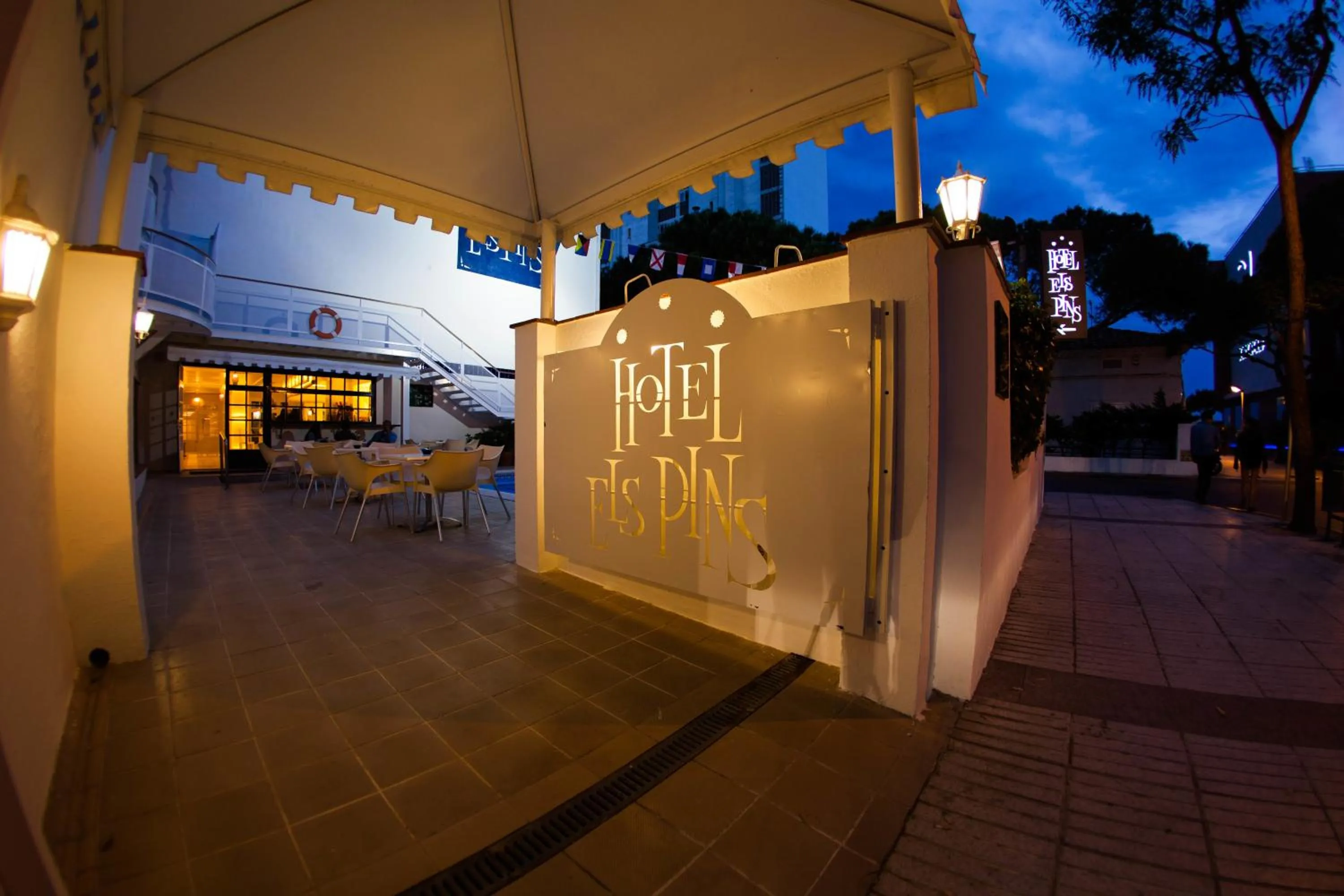 Patio in Hotel Els Pins